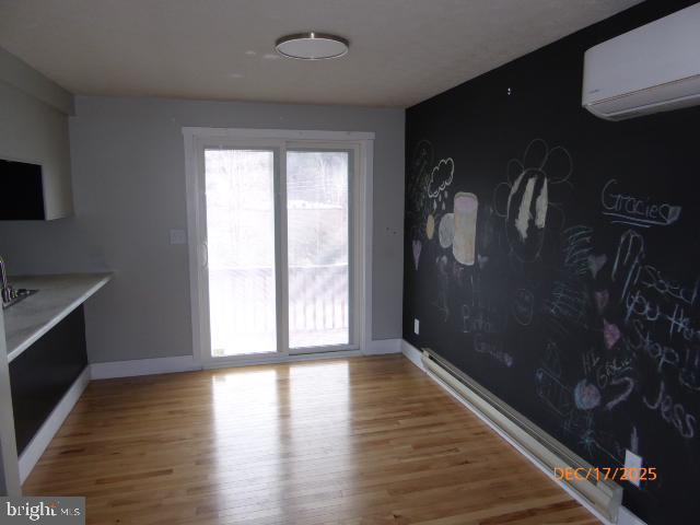 F PARIS SMITH - Residential