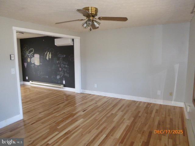 F PARIS SMITH - Residential