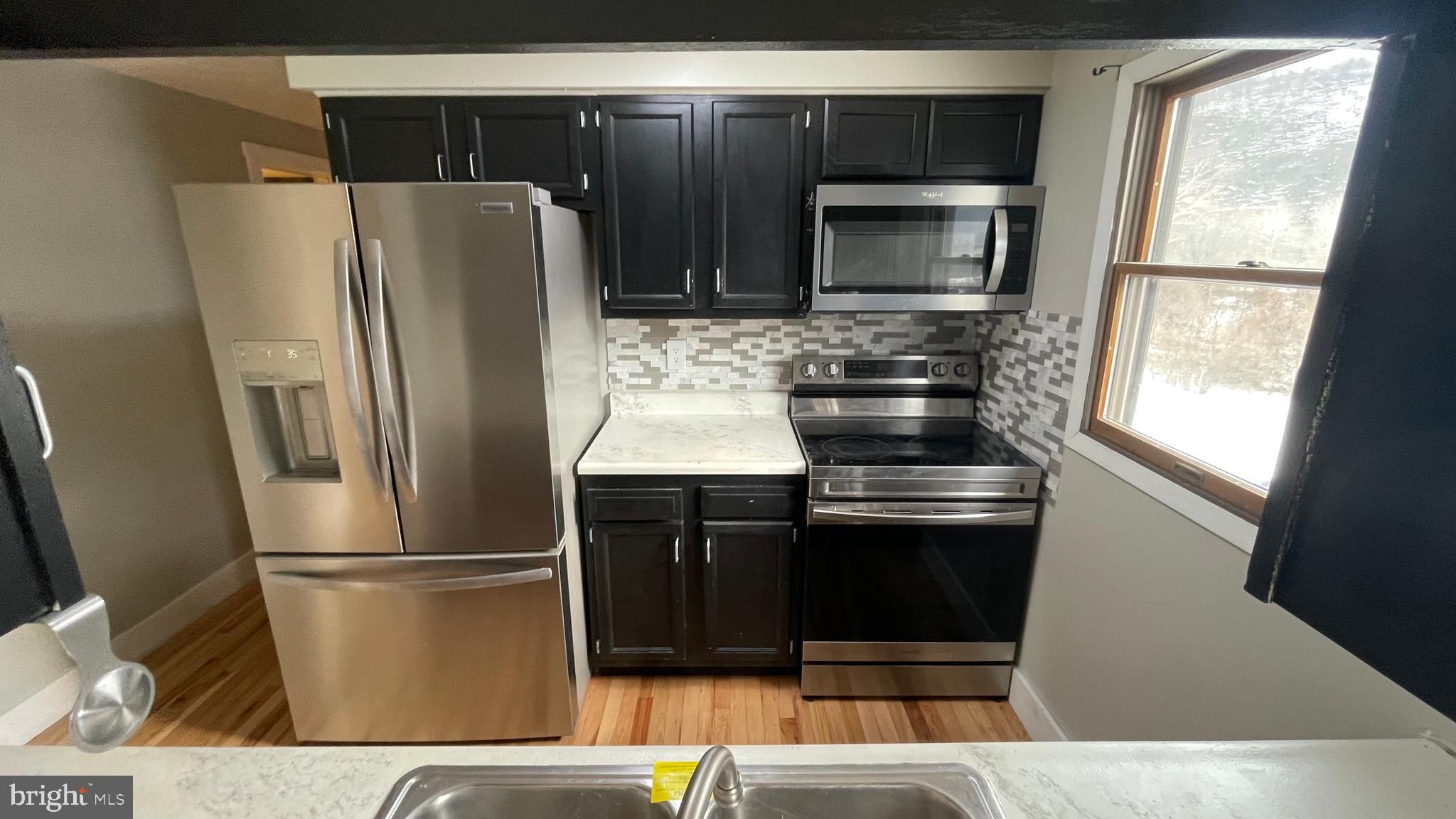 F PARIS SMITH - Residential