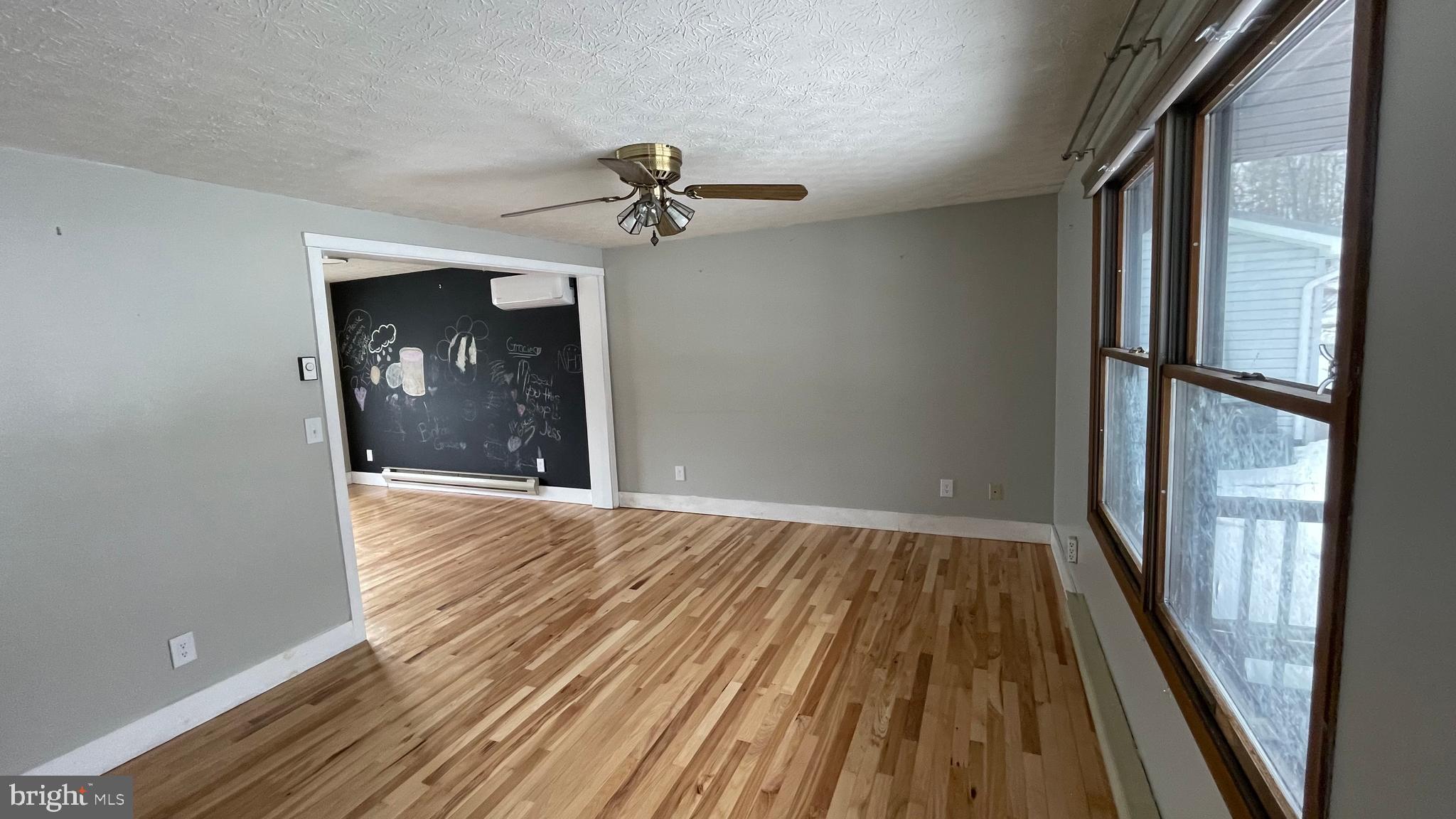 F PARIS SMITH - Residential