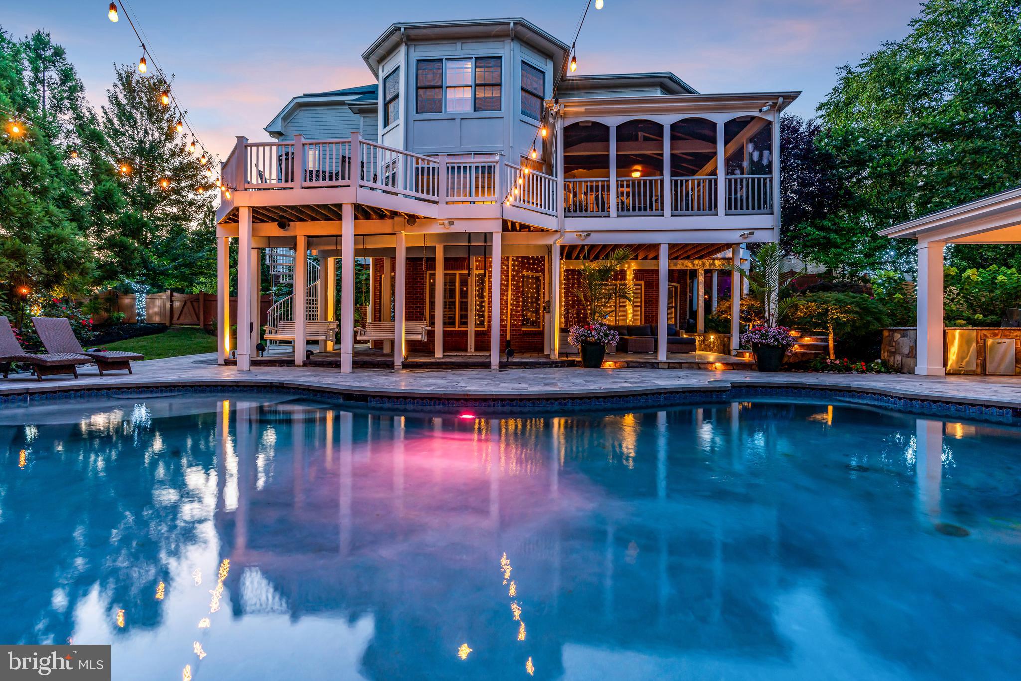 LANSDOWNE ON THE POTOMAC - Residential