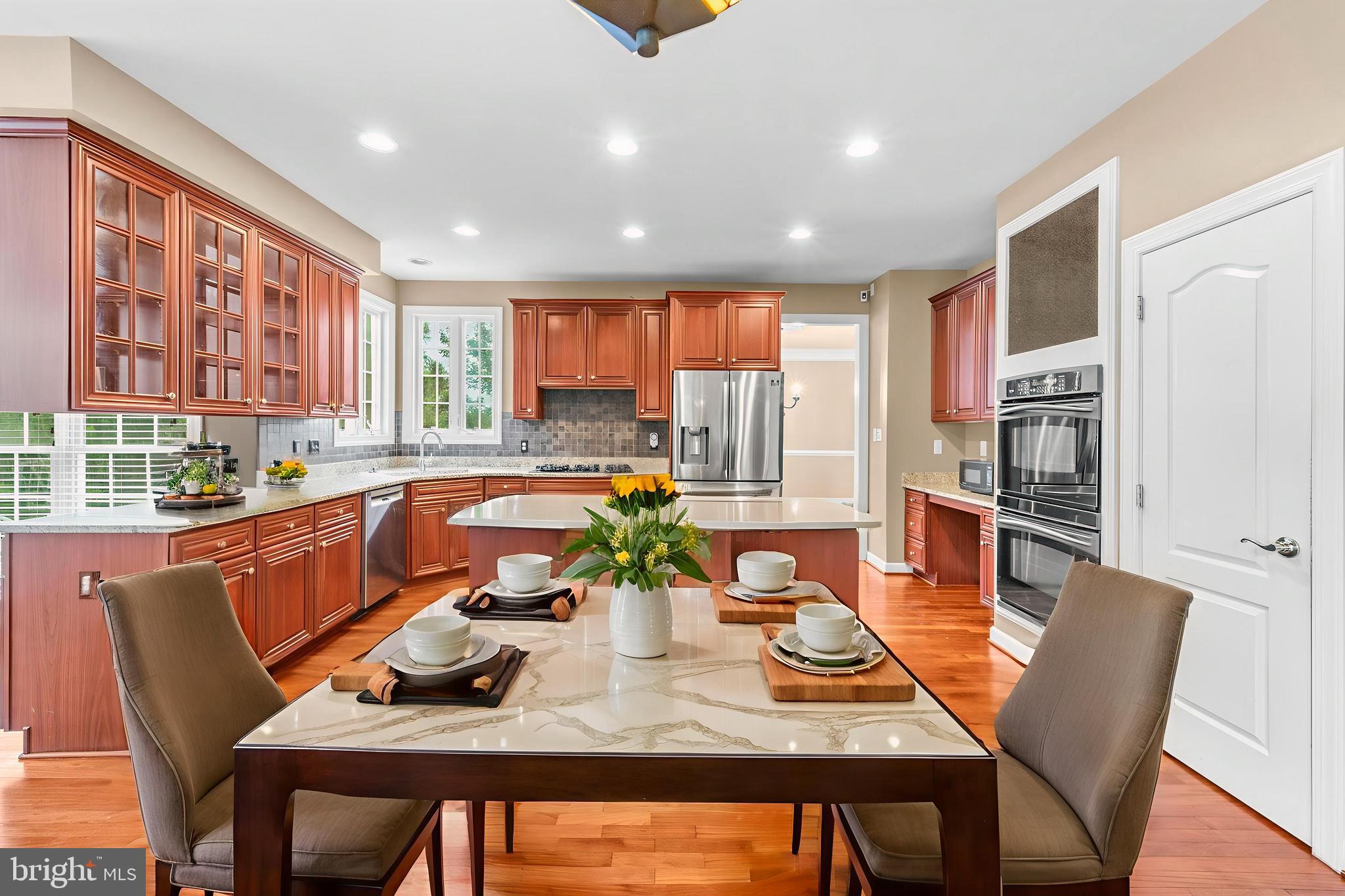 LANSDOWNE ON THE POTOMAC - Residential