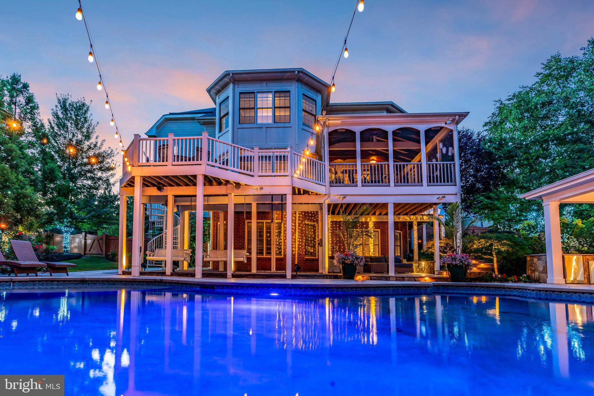 LANSDOWNE ON THE POTOMAC - Residential