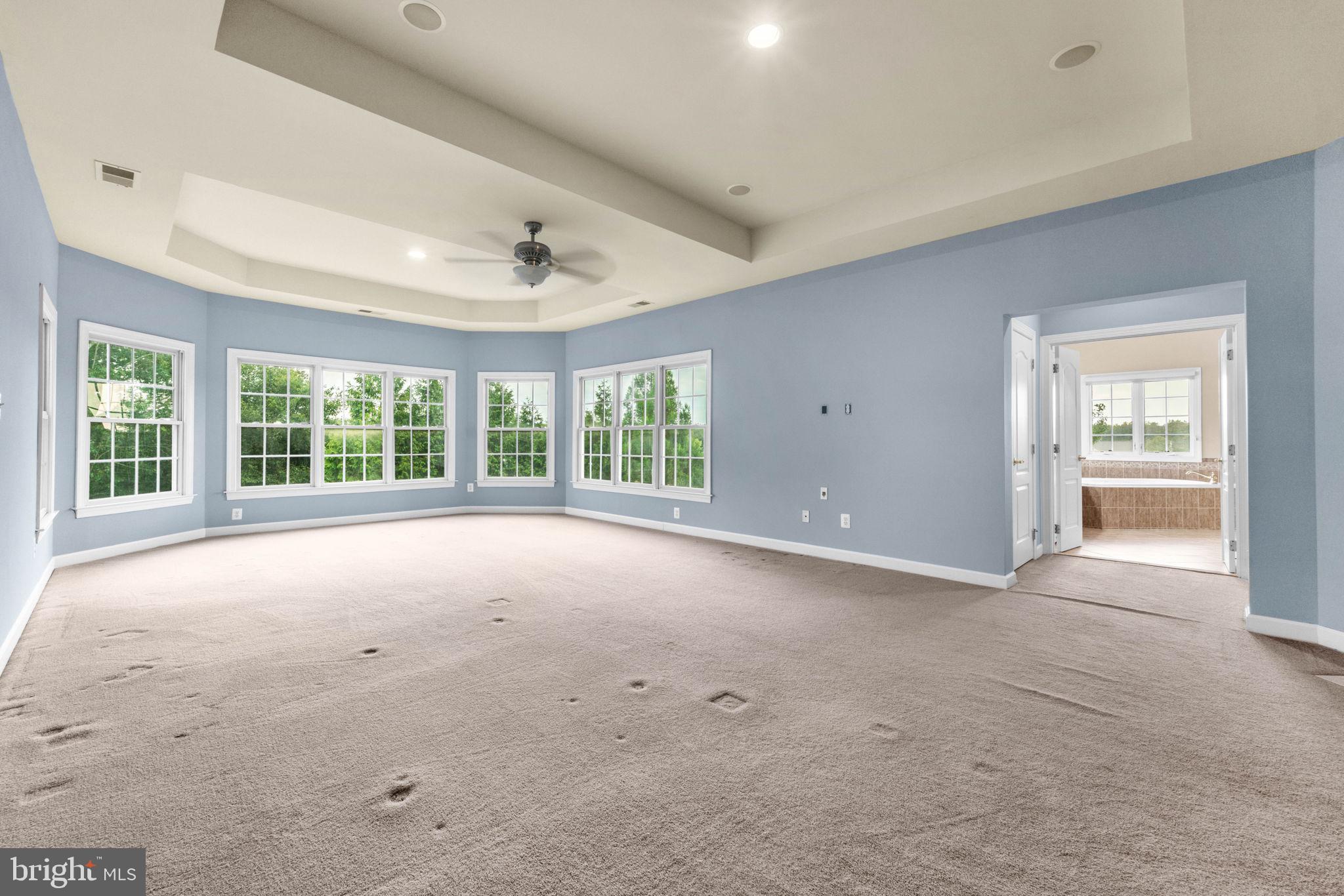 LANSDOWNE ON THE POTOMAC - Residential