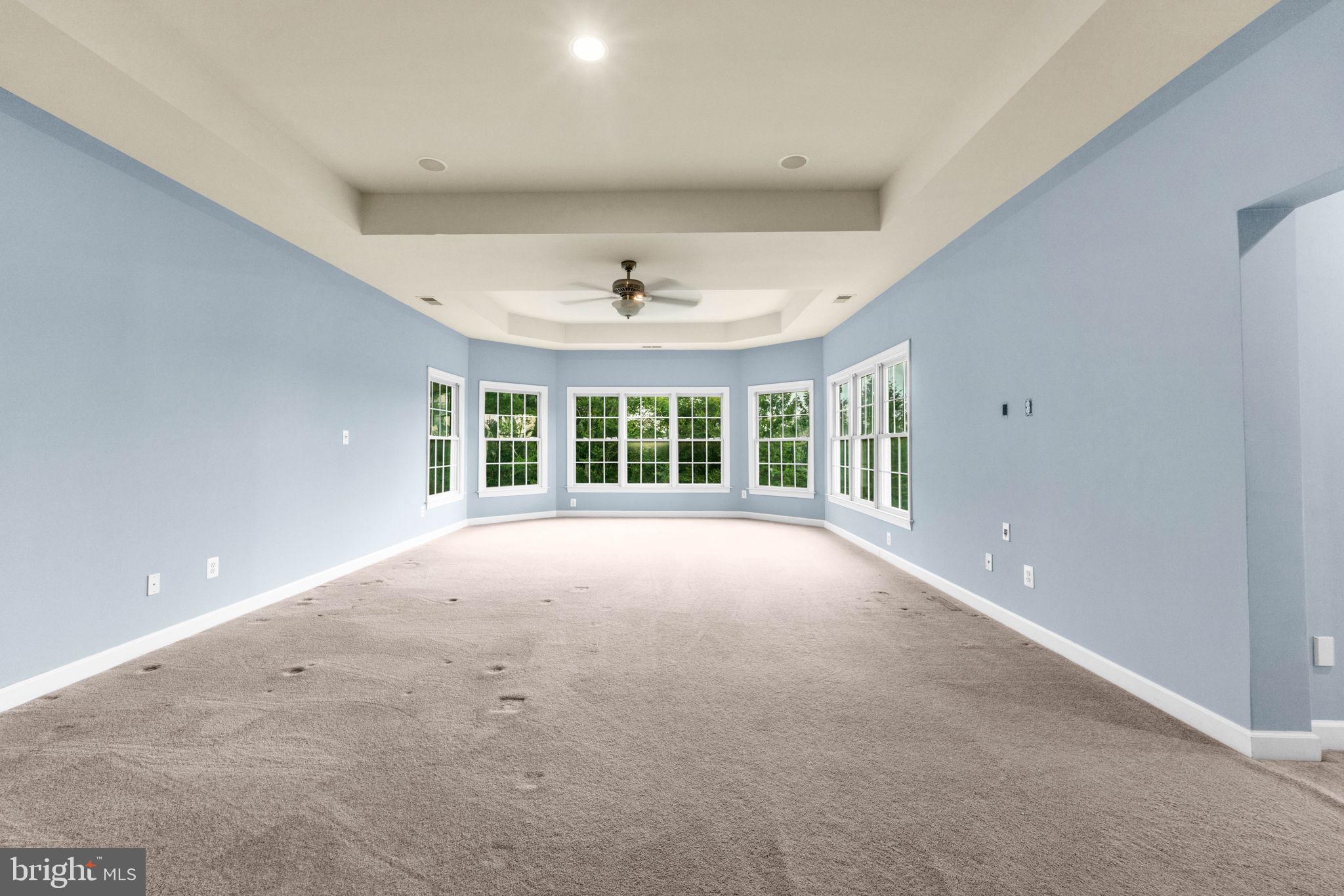 LANSDOWNE ON THE POTOMAC - Residential