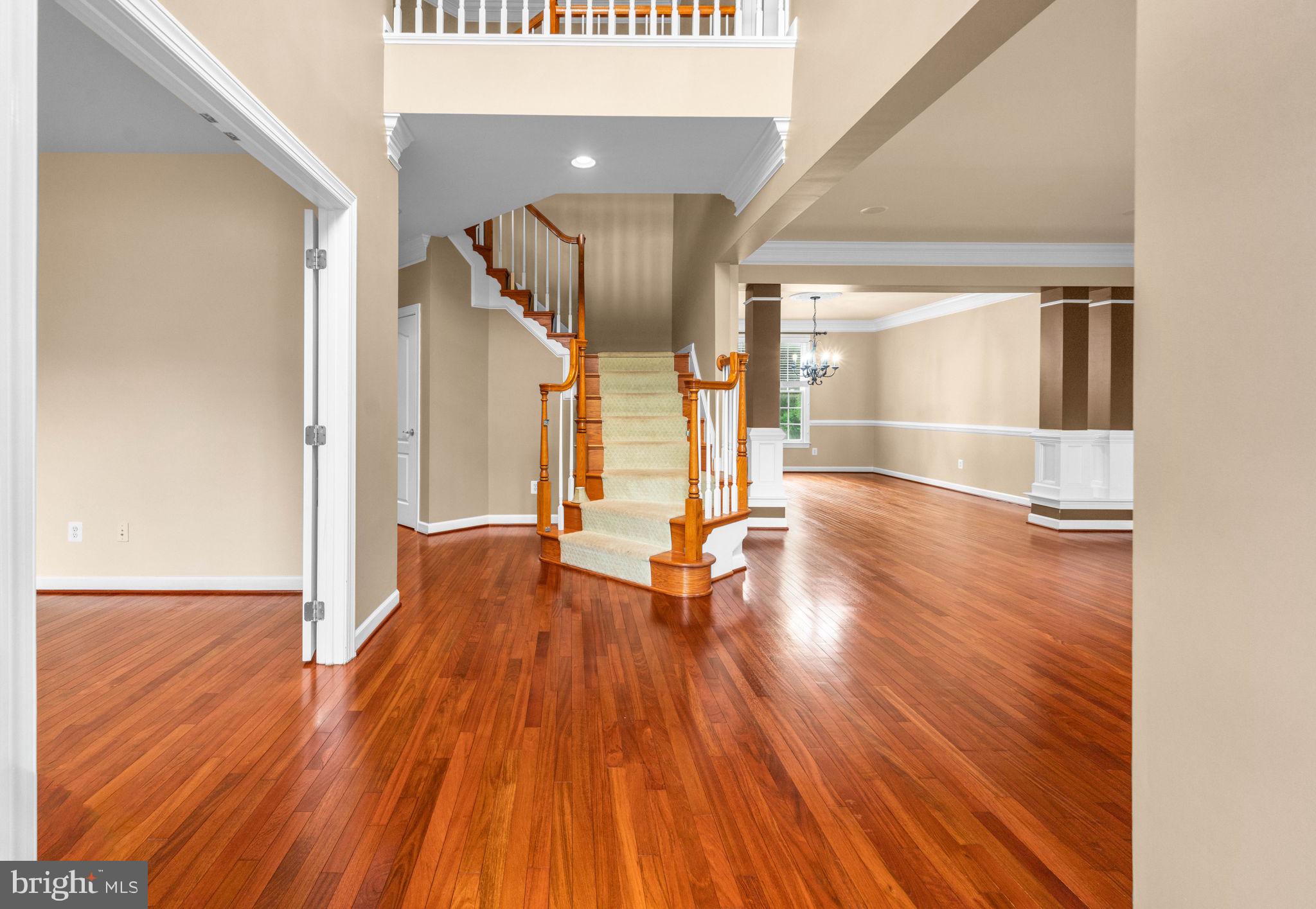 LANSDOWNE ON THE POTOMAC - Residential