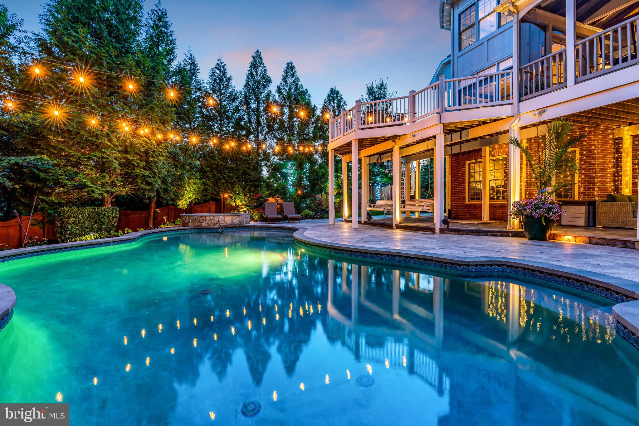 LANSDOWNE ON THE POTOMAC - Residential