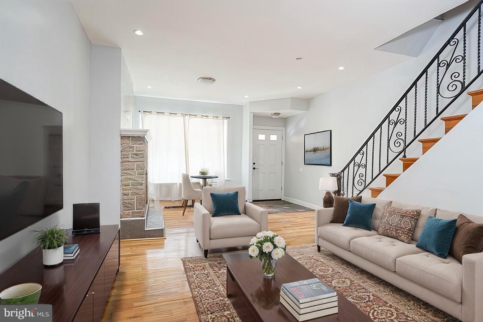 PORT RICHMOND - Residential