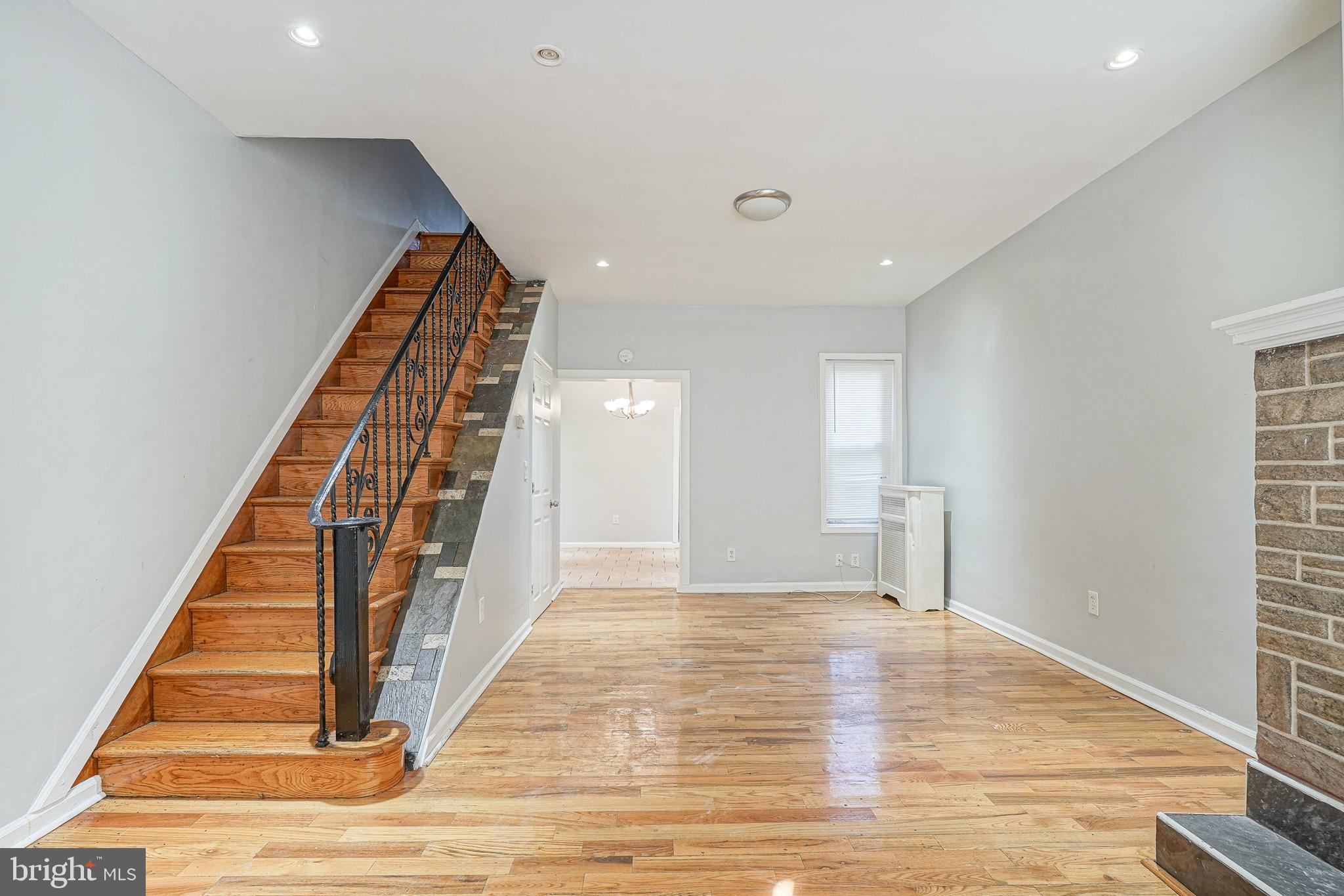 PORT RICHMOND - Residential