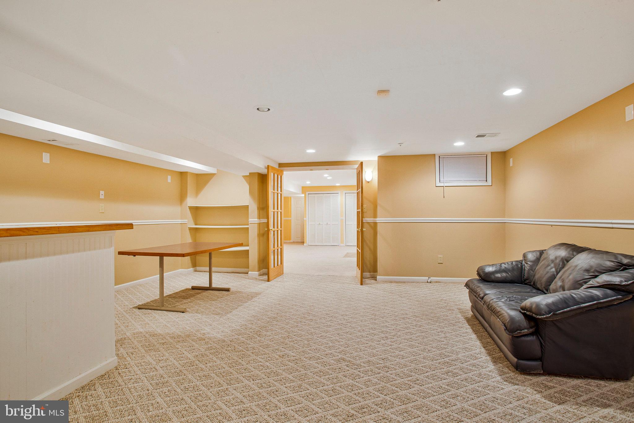 COLLINGTON MANOR - Residential