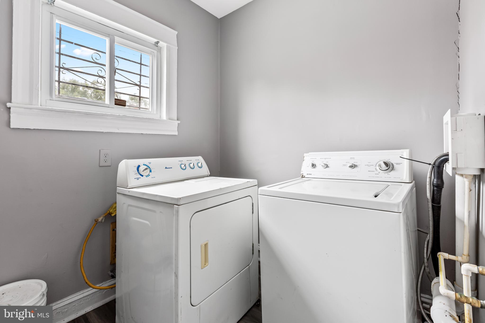 EDMONSON HEIGHTS - Residential