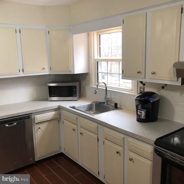 SHADY DALE - Residential