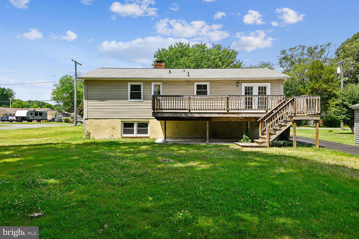 7879 ELIZABETH ROAD