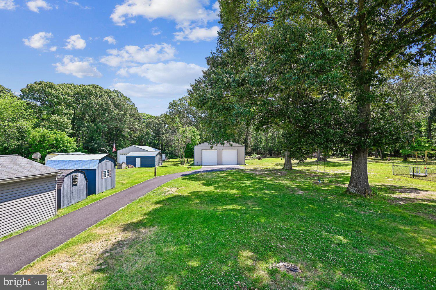 7879 ELIZABETH ROAD