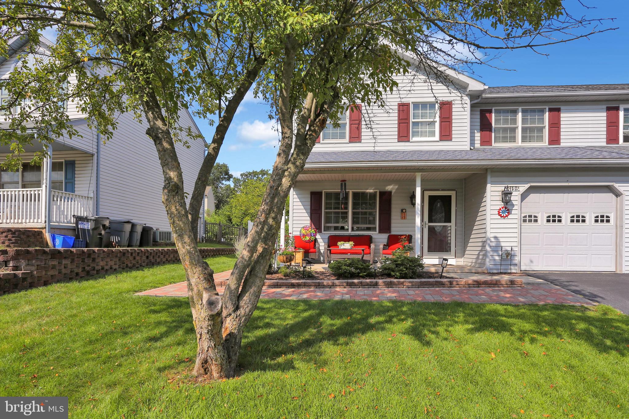 6125 POND VIEW DRIVE