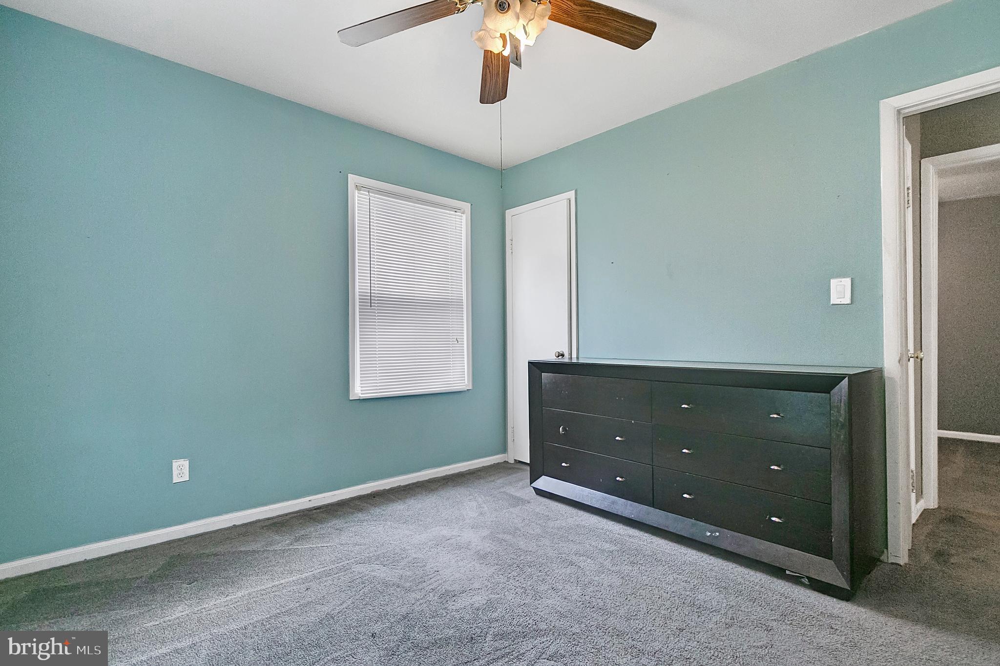 NORTH FORESTVILLE - Residential