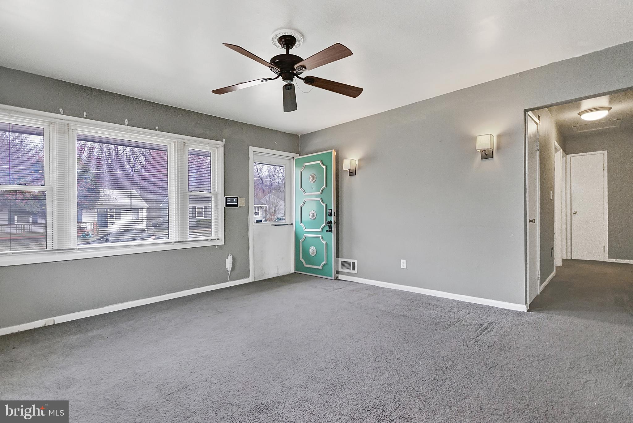 NORTH FORESTVILLE - Residential