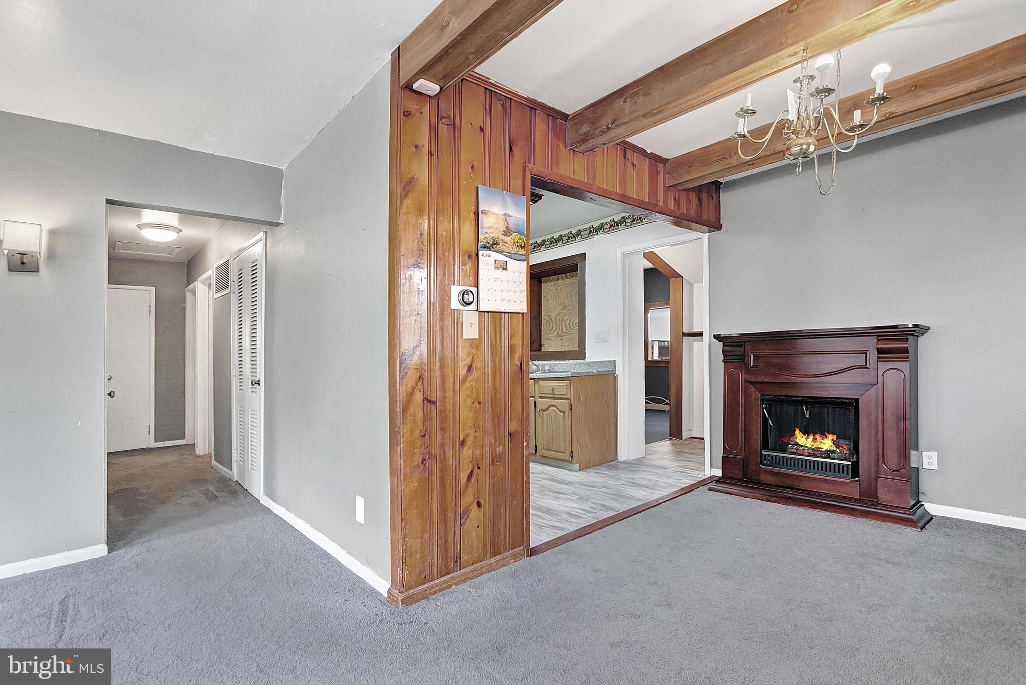 NORTH FORESTVILLE - Residential