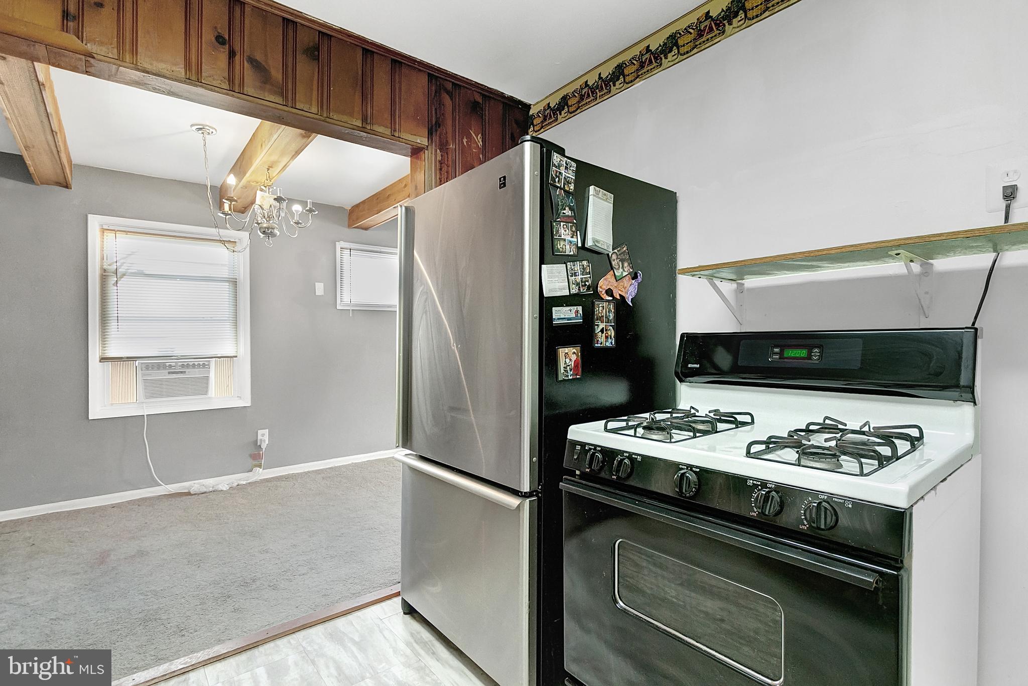 NORTH FORESTVILLE - Residential