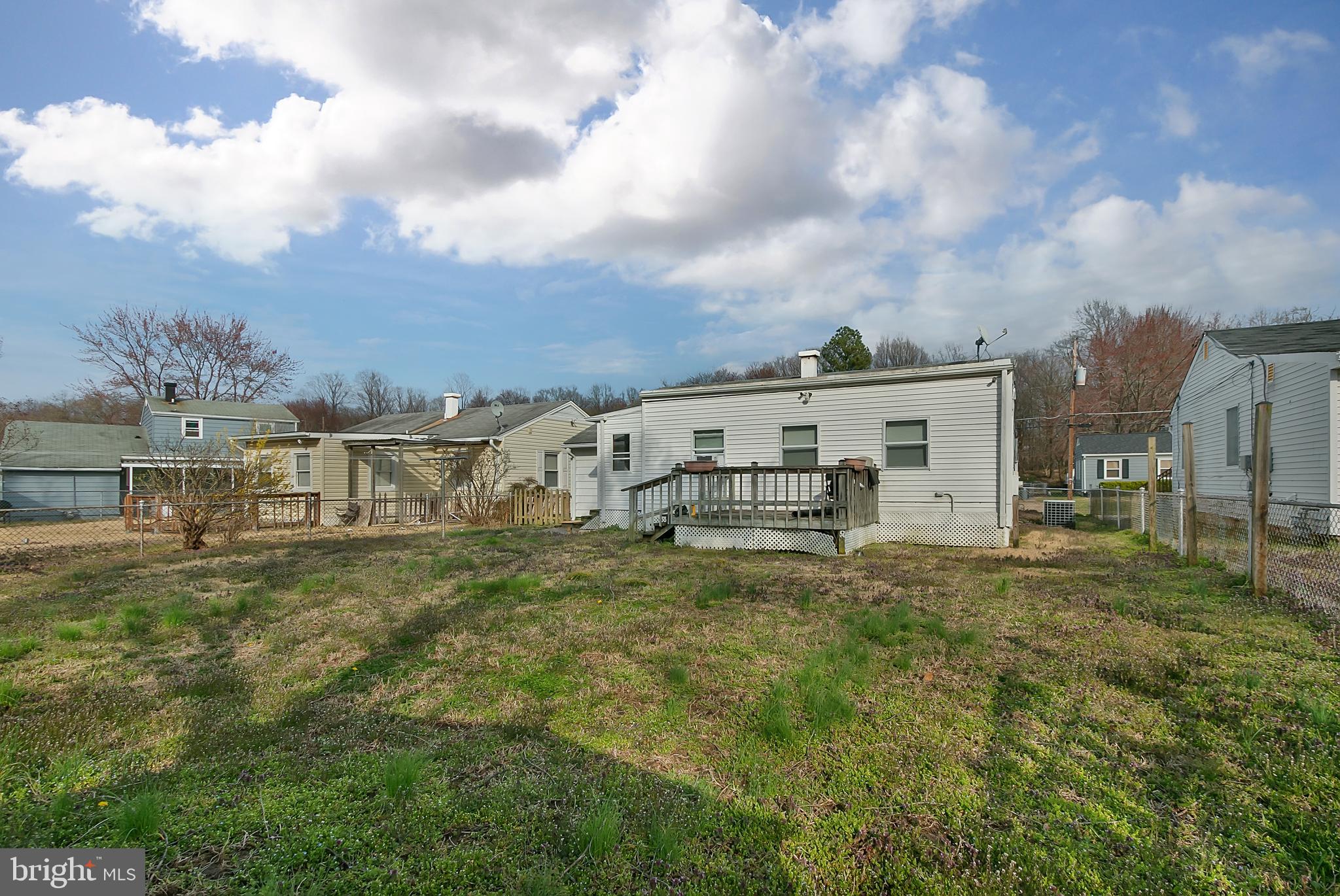 NORTH FORESTVILLE - Residential