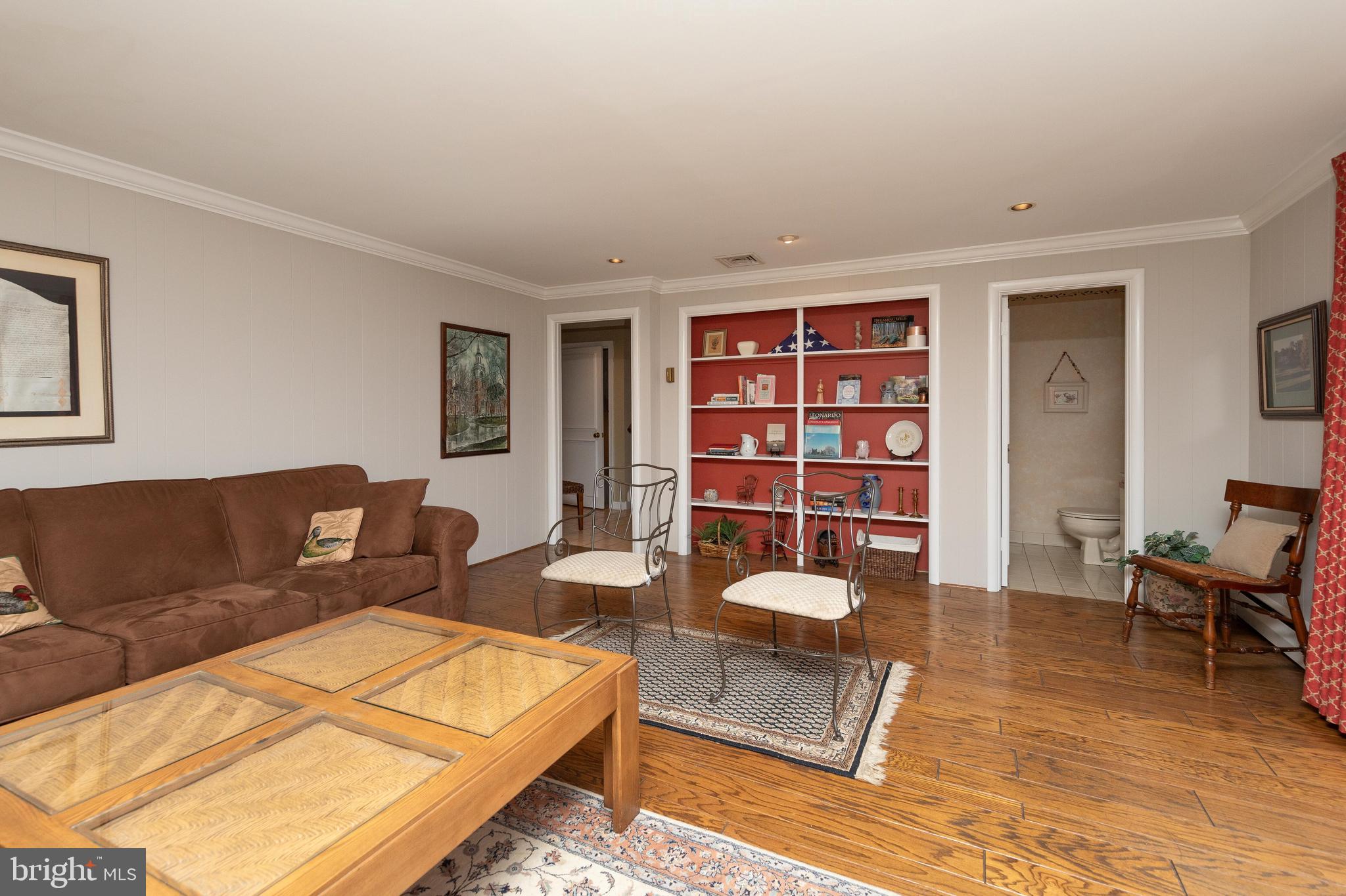 HUNTINGDON VALLEY - Residential