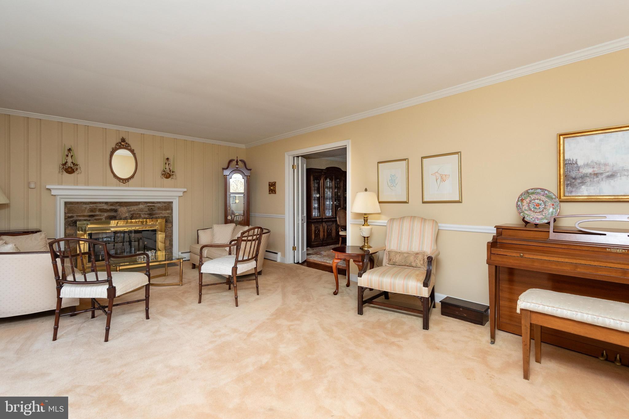 HUNTINGDON VALLEY - Residential