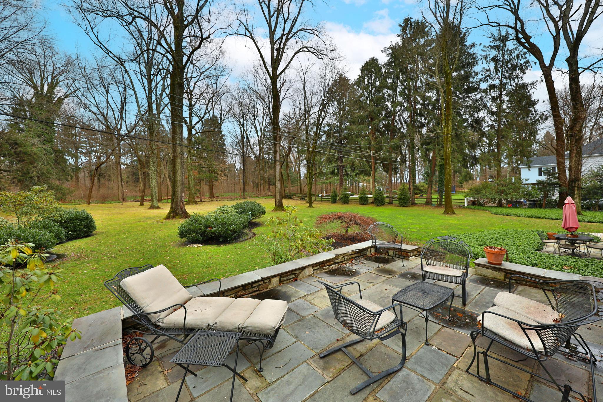HUNTINGDON VALLEY - Residential