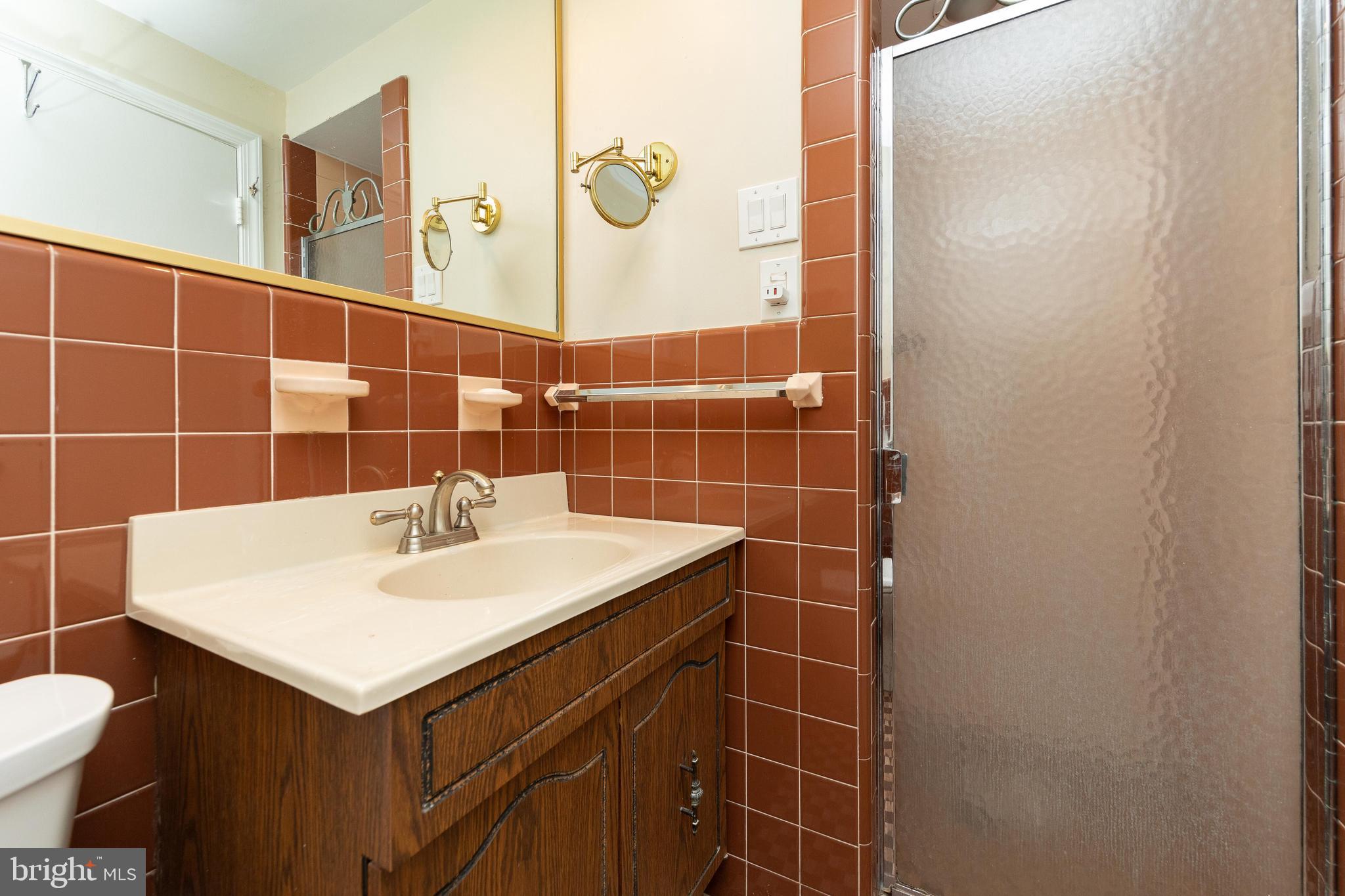 HUNTINGDON VALLEY - Residential
