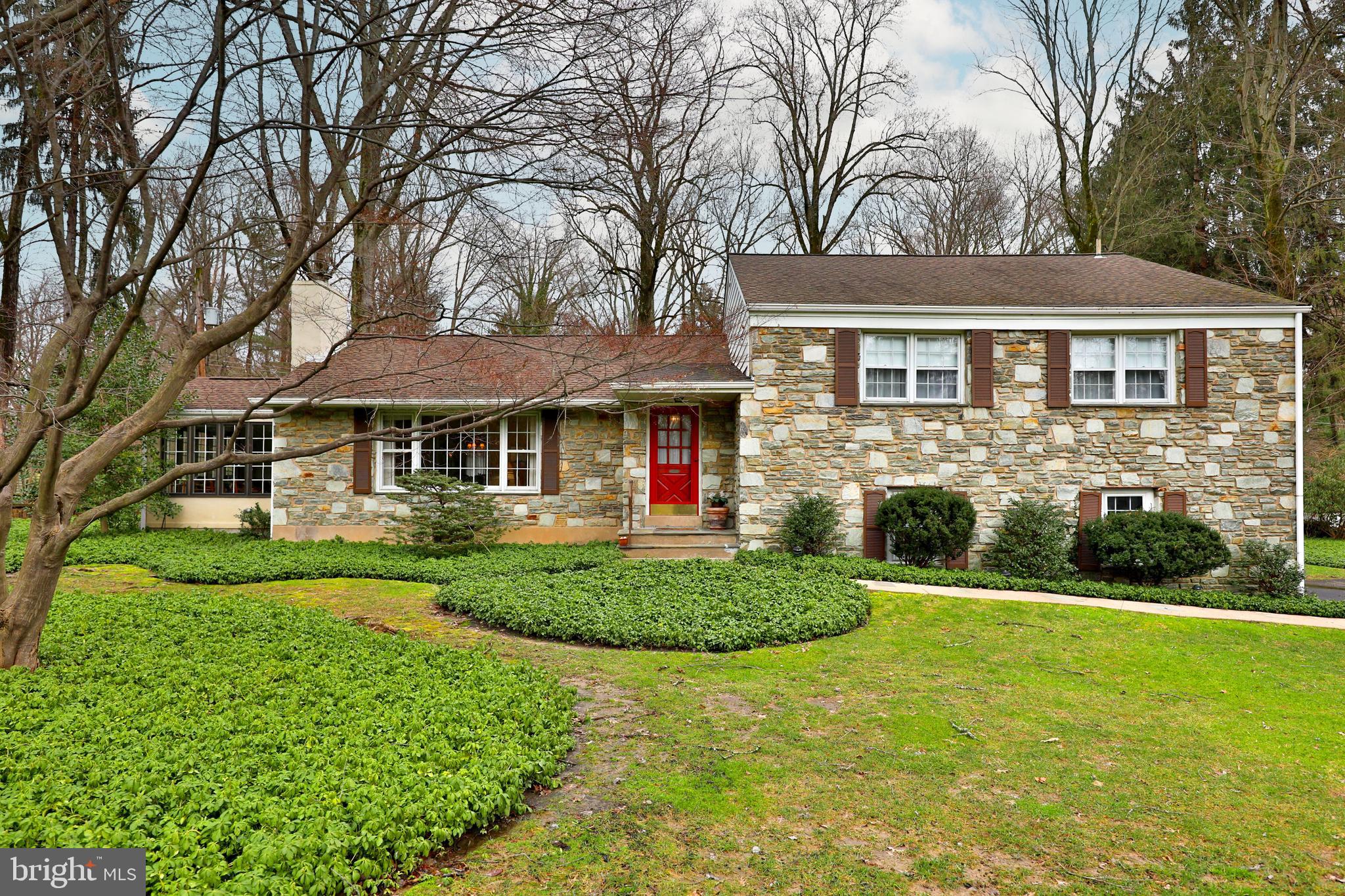 HUNTINGDON VALLEY - Residential