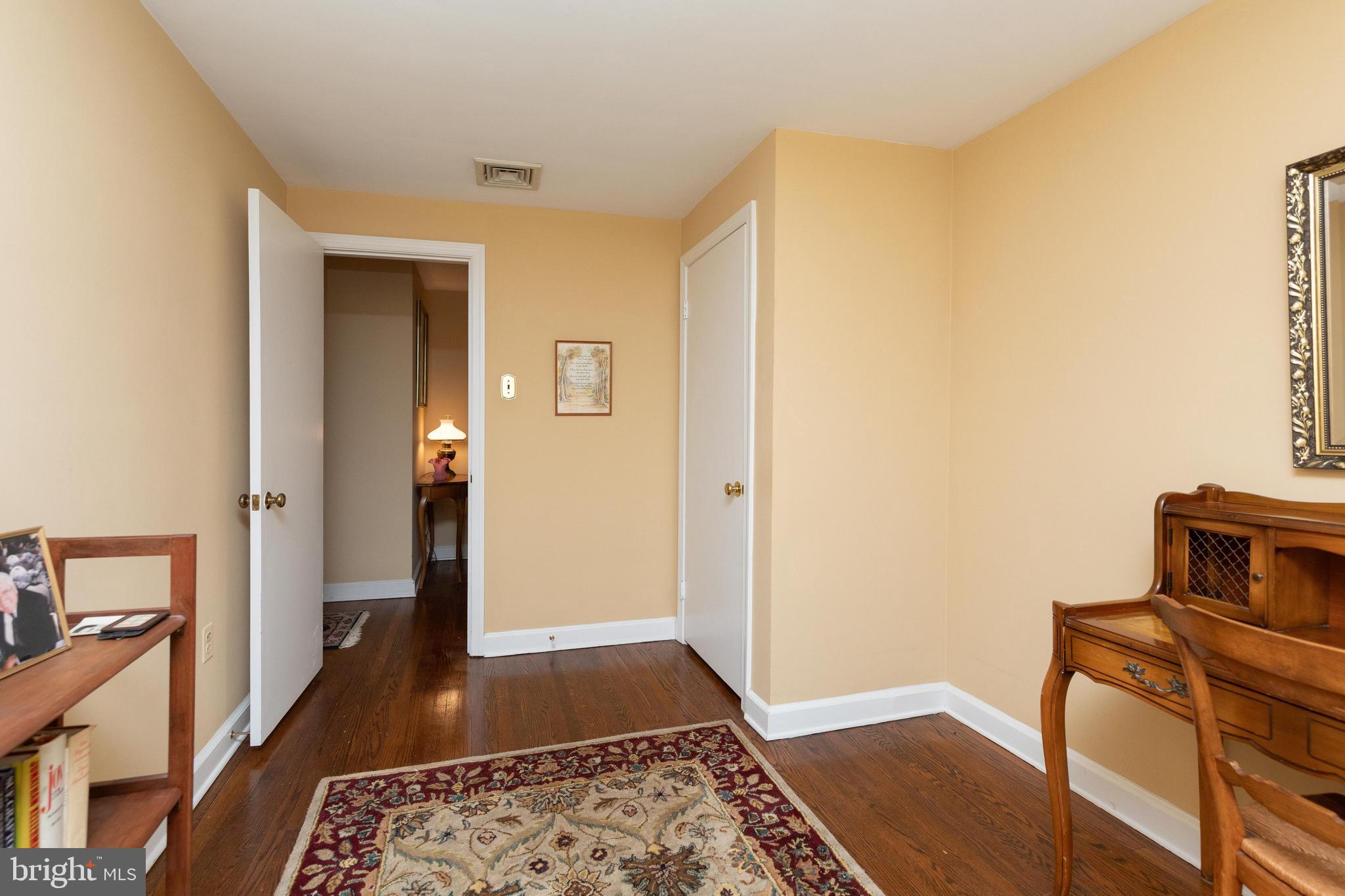 HUNTINGDON VALLEY - Residential