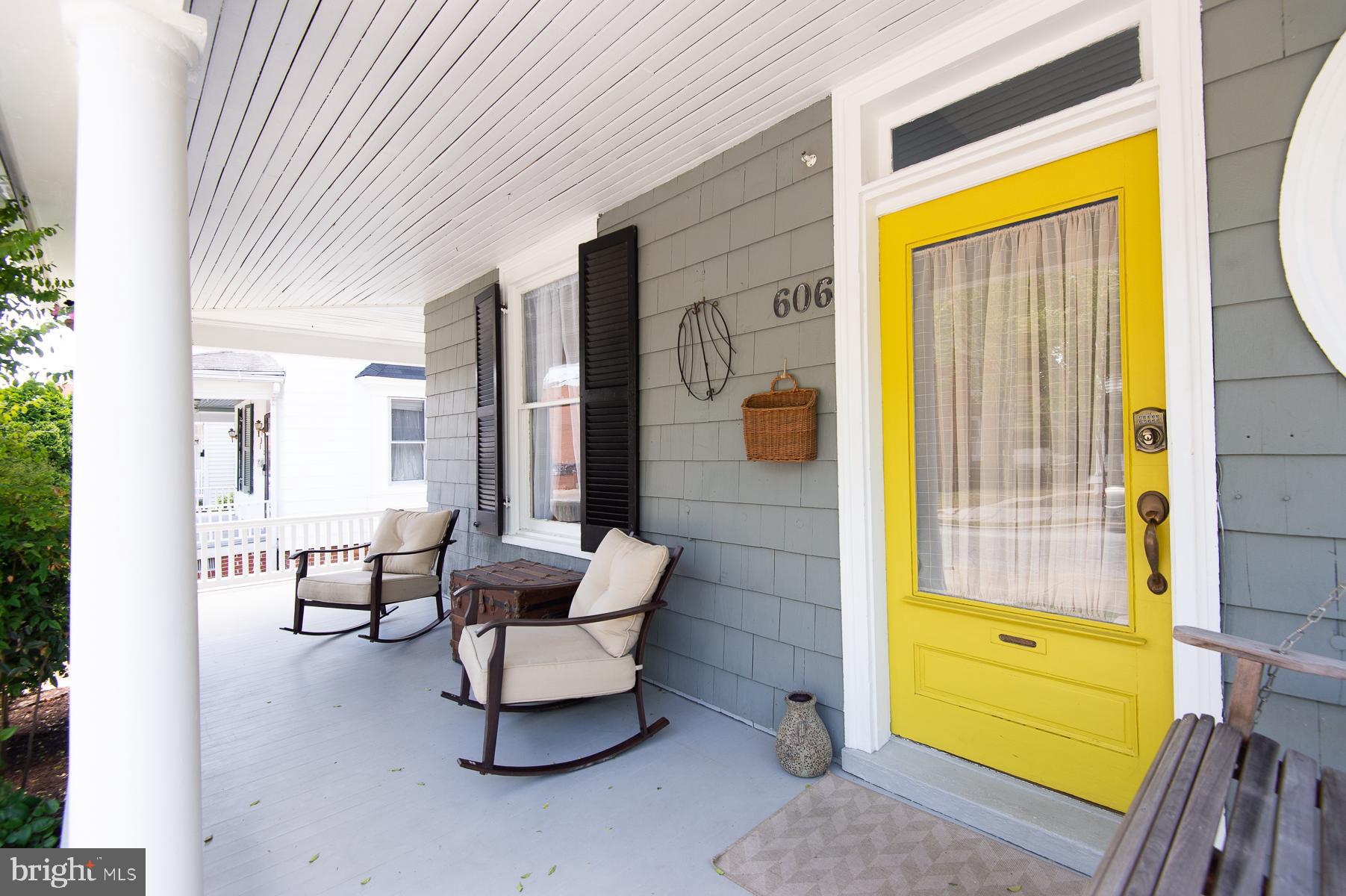 606 LOCUST STREET