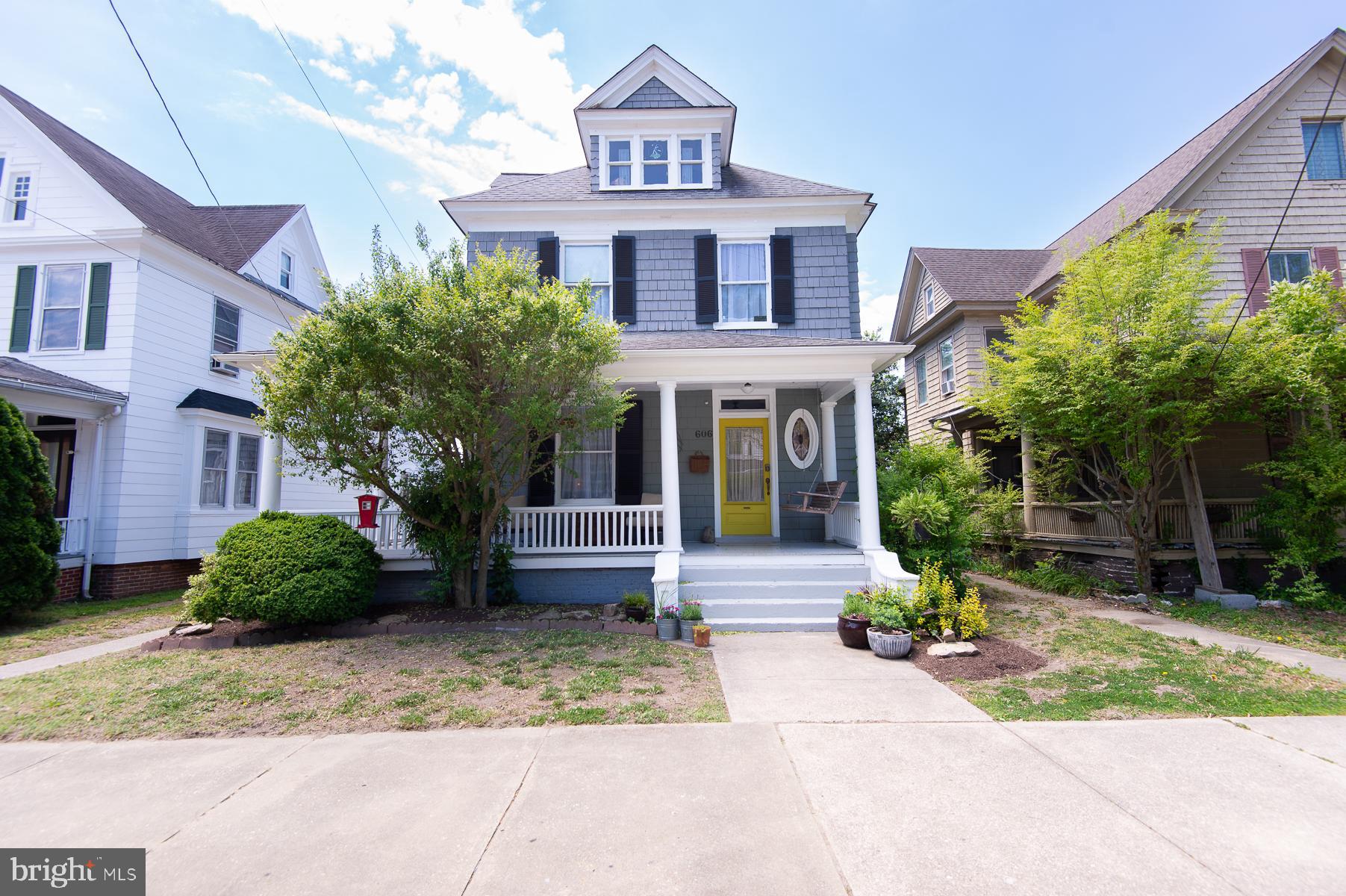 606 LOCUST STREET