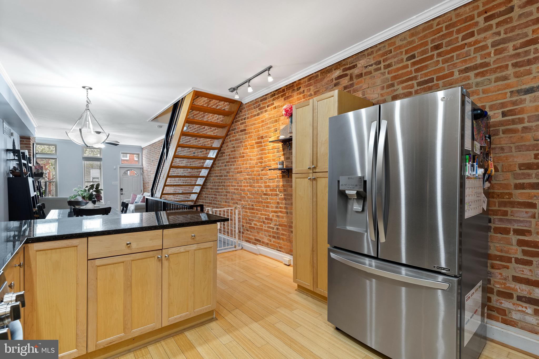 RIVERSIDE - Residential