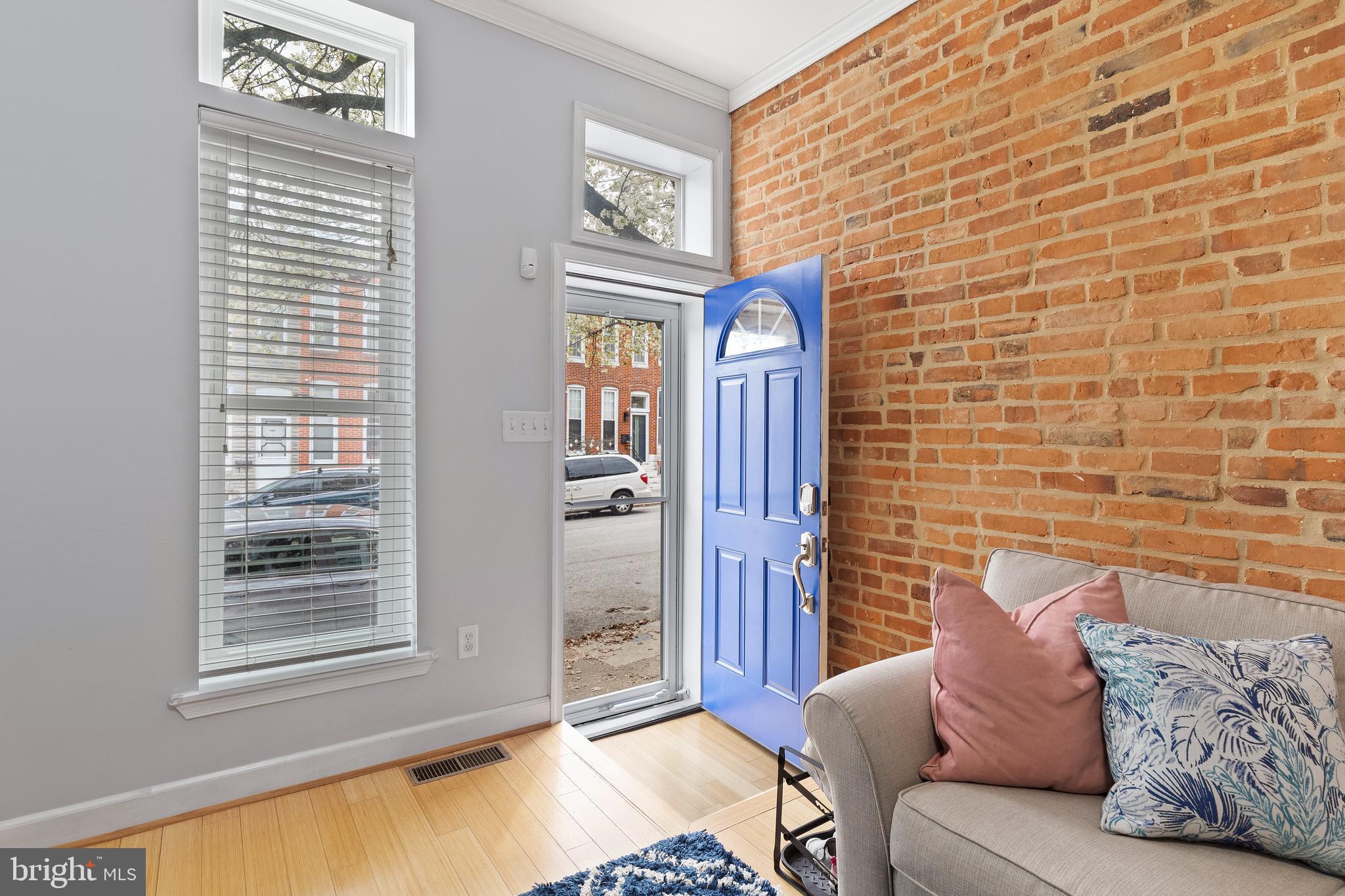 RIVERSIDE - Residential