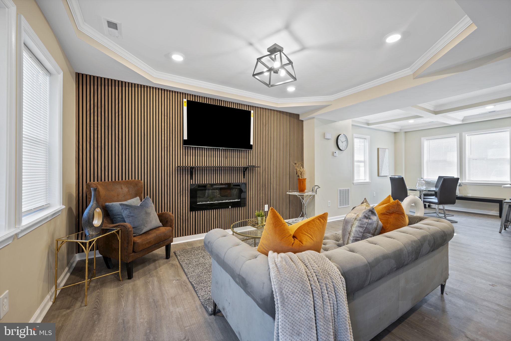 PARK CIRCLE - Residential