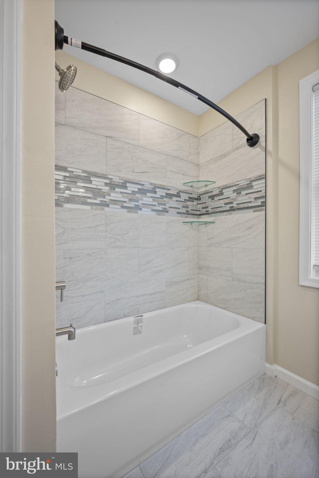 PARK CIRCLE - Residential