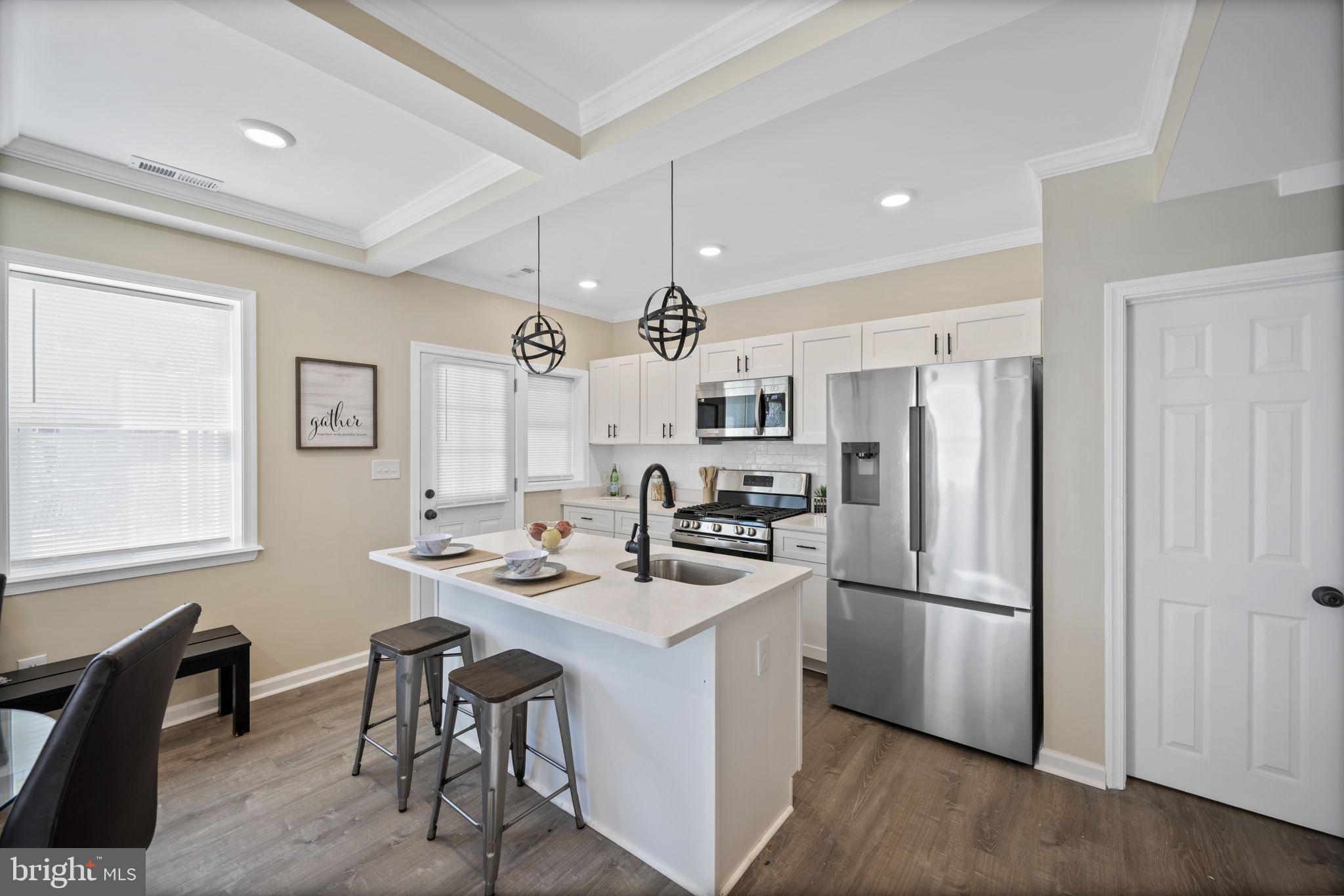 PARK CIRCLE - Residential