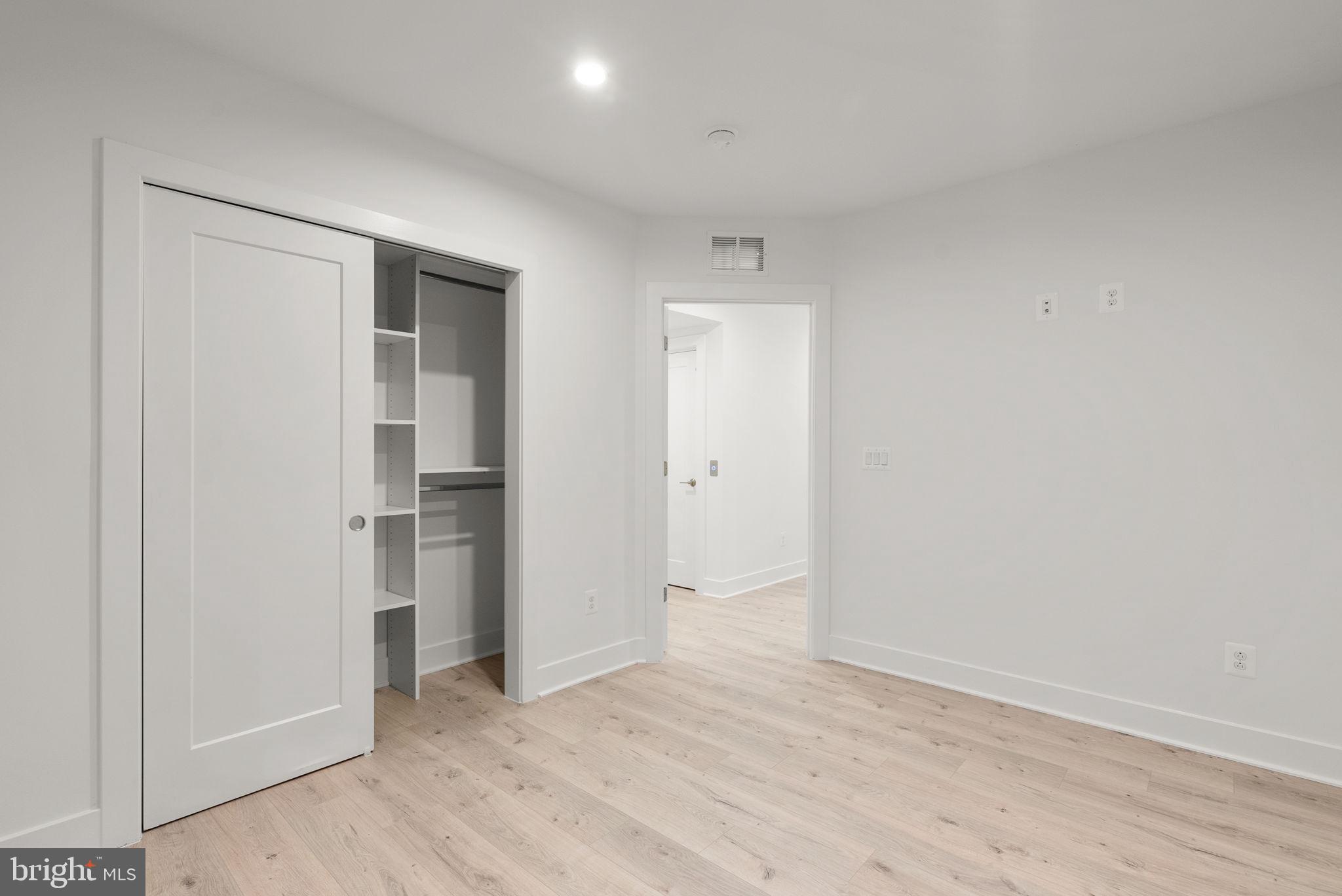 WESTBARD SQUARE - Residential