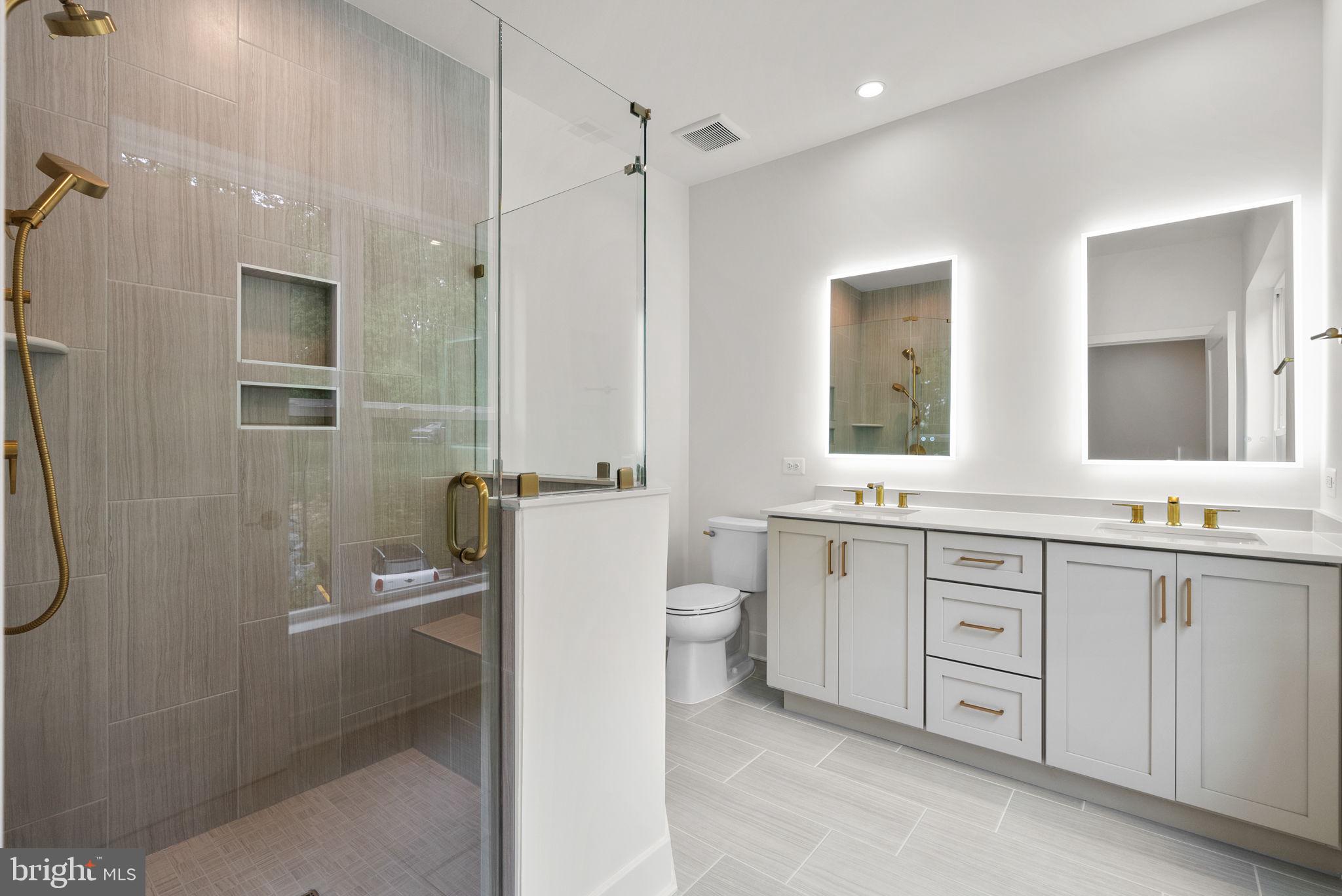 WESTBARD SQUARE - Residential