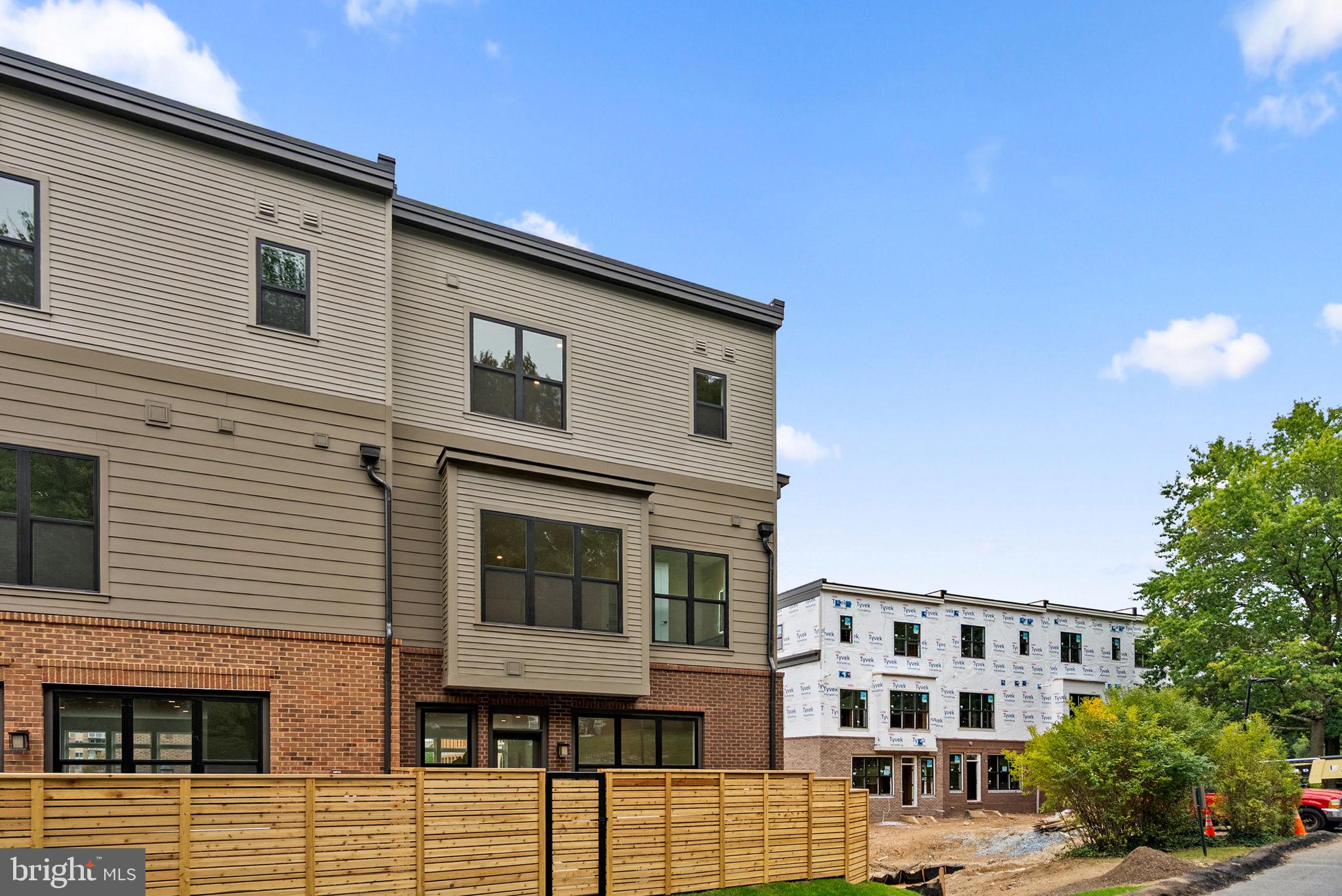 WESTBARD SQUARE - Residential