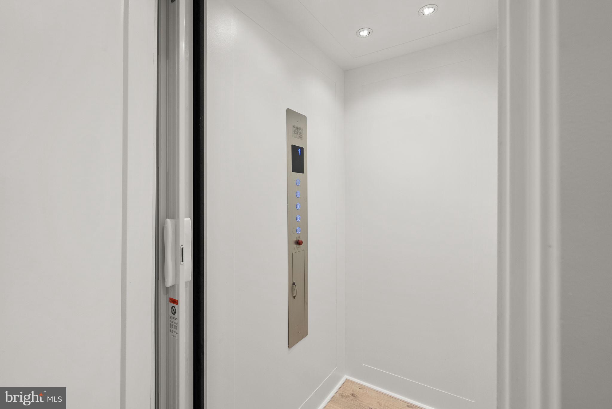 WESTBARD SQUARE - Residential