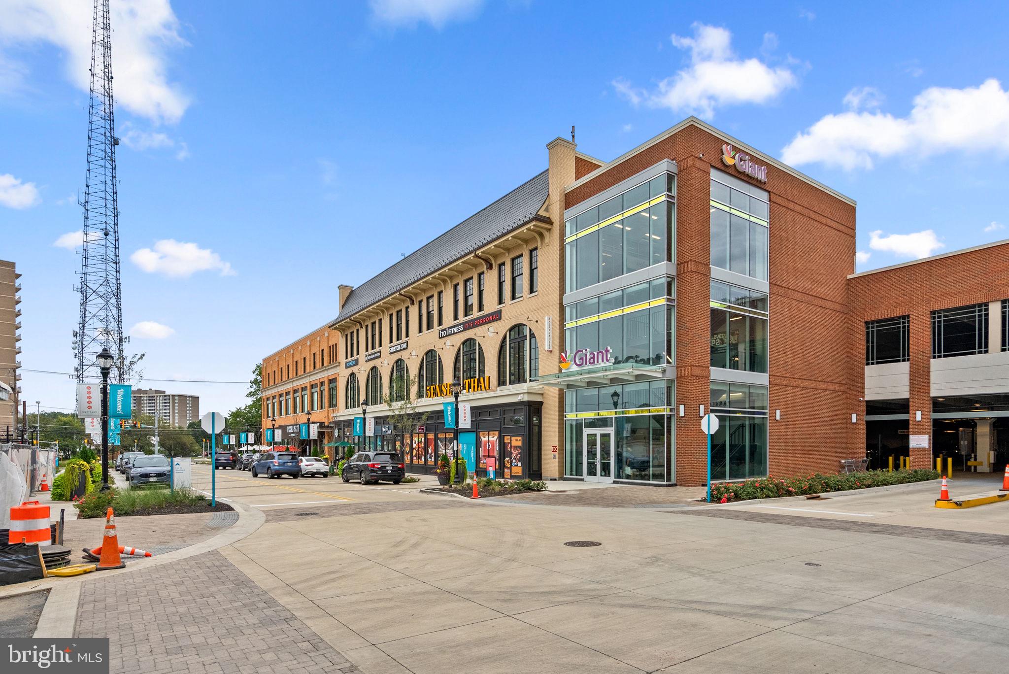 WESTBARD SQUARE - Residential