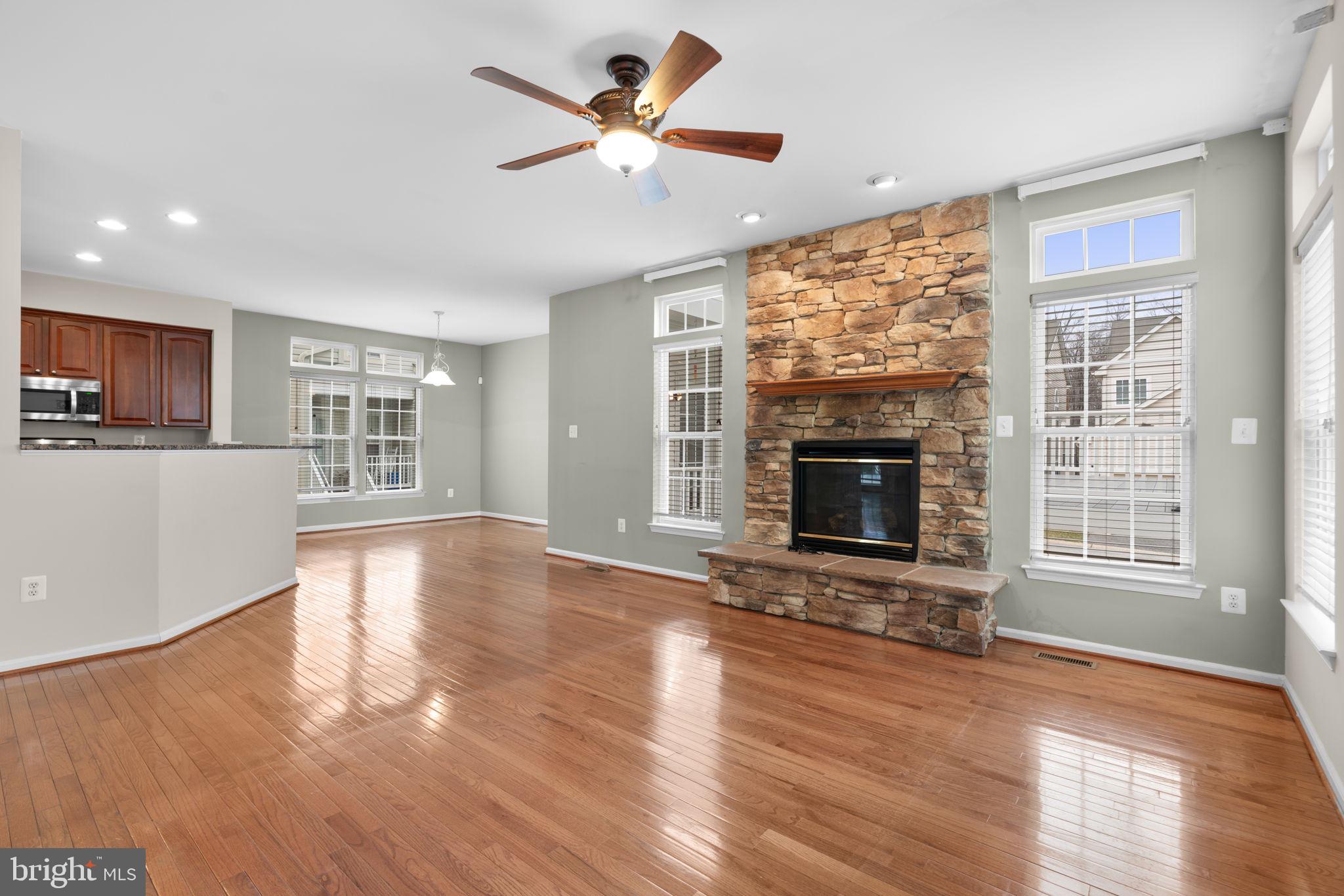 VILLAGES OF DORCHESTER - Residential