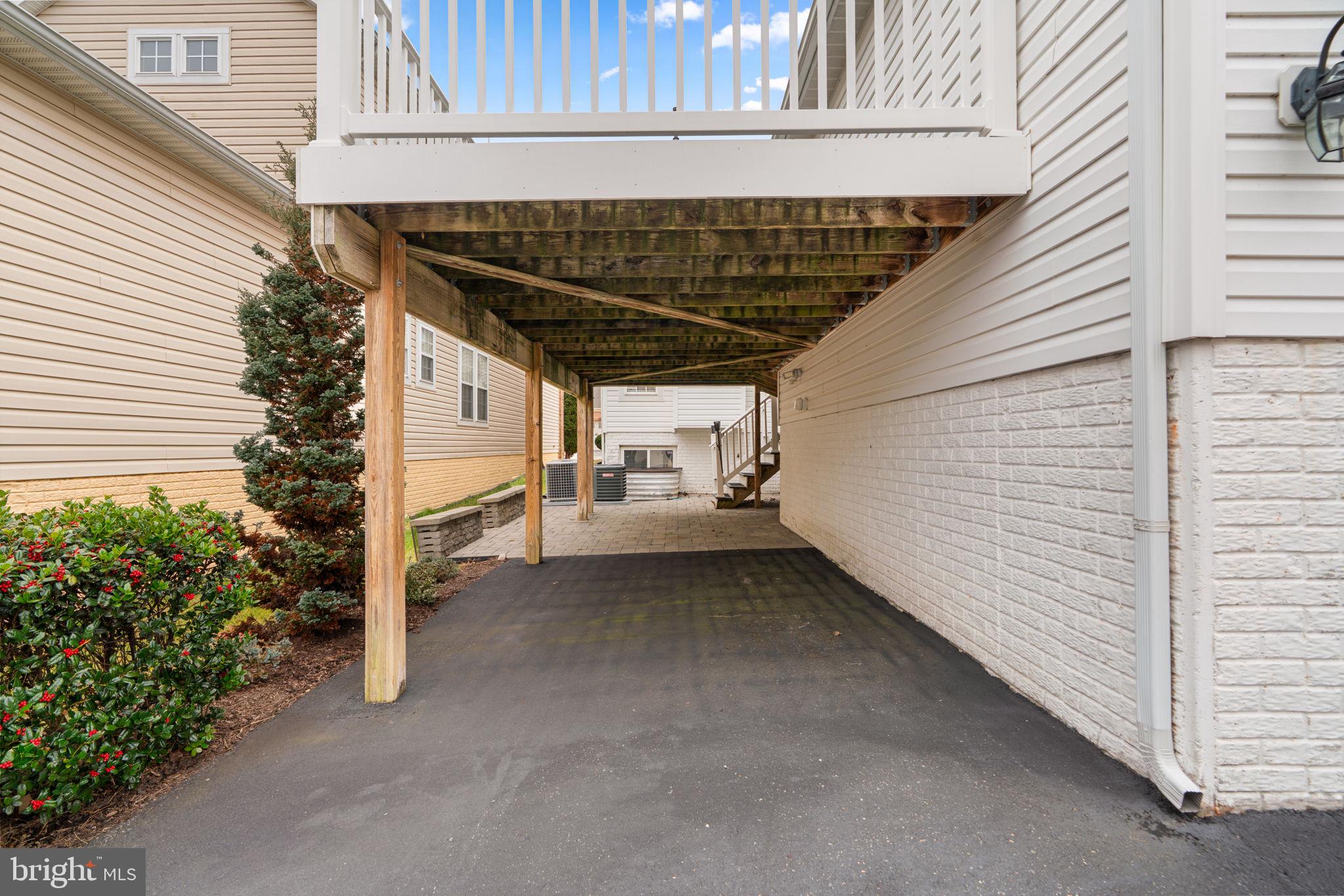 VILLAGES OF DORCHESTER - Residential