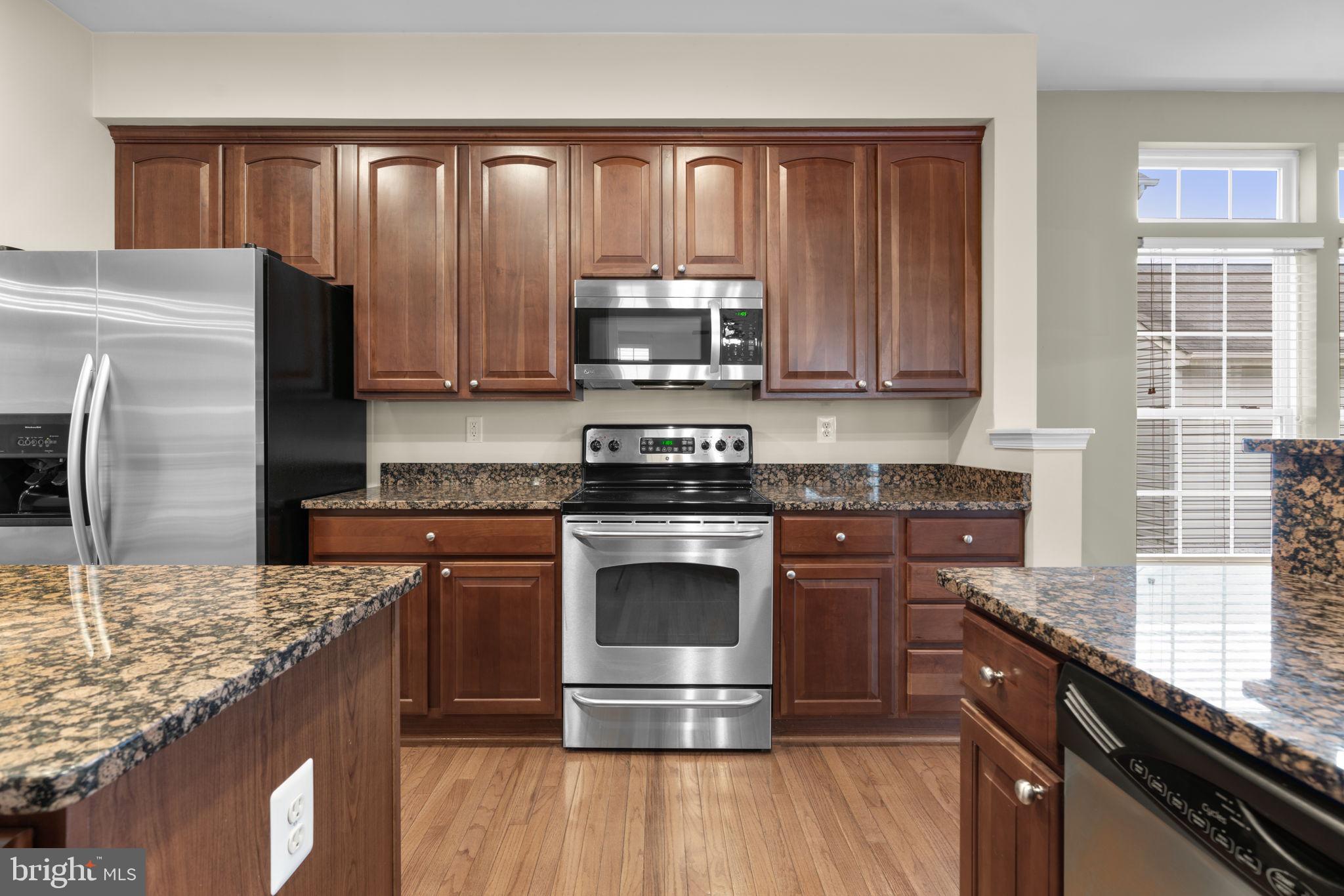 VILLAGES OF DORCHESTER - Residential