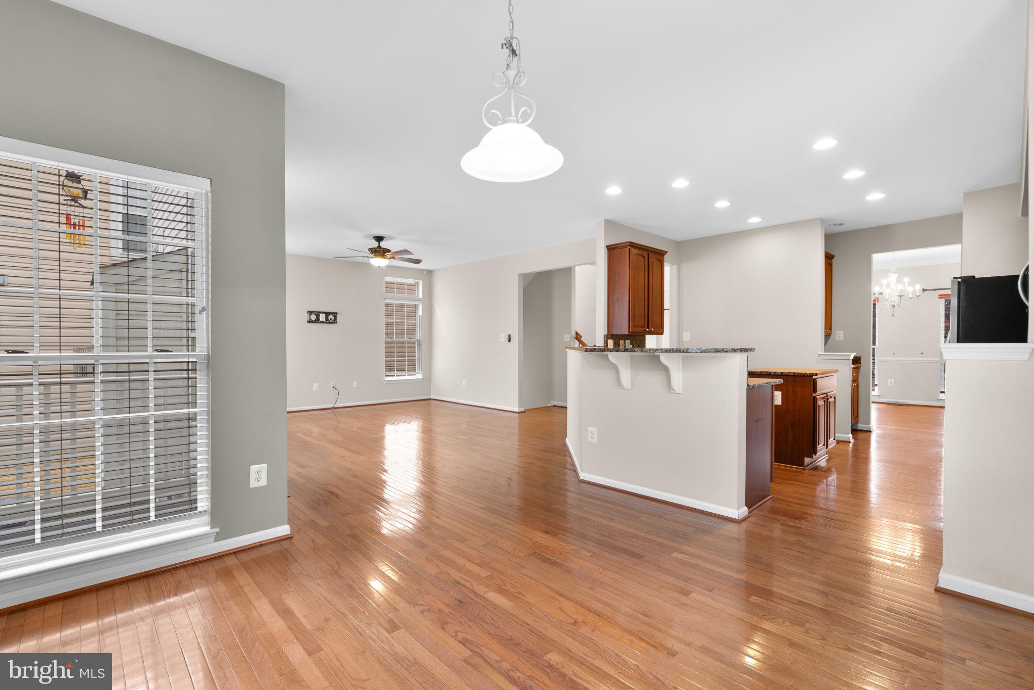 VILLAGES OF DORCHESTER - Residential