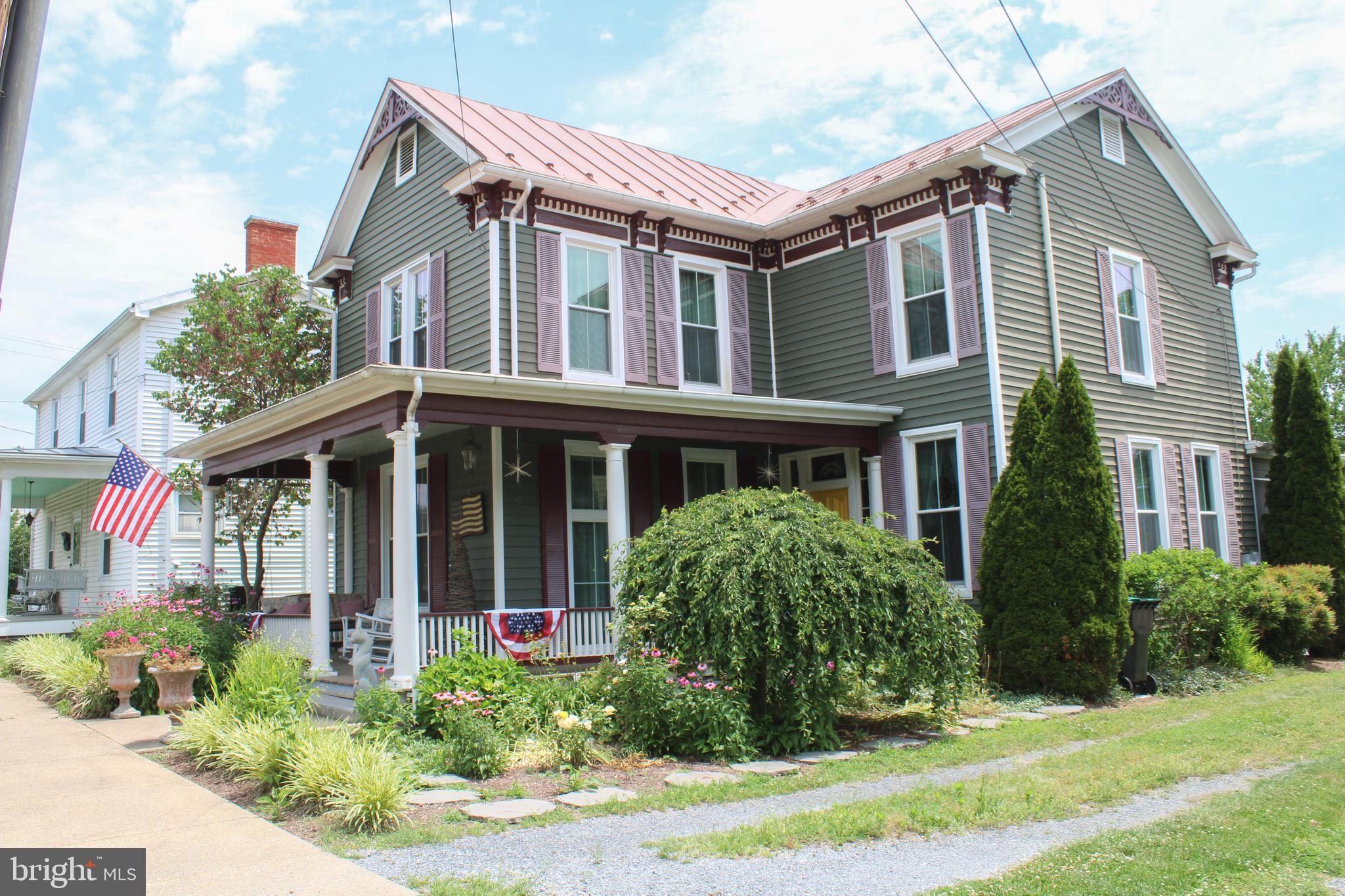 207 S MUHLENBERG STREET