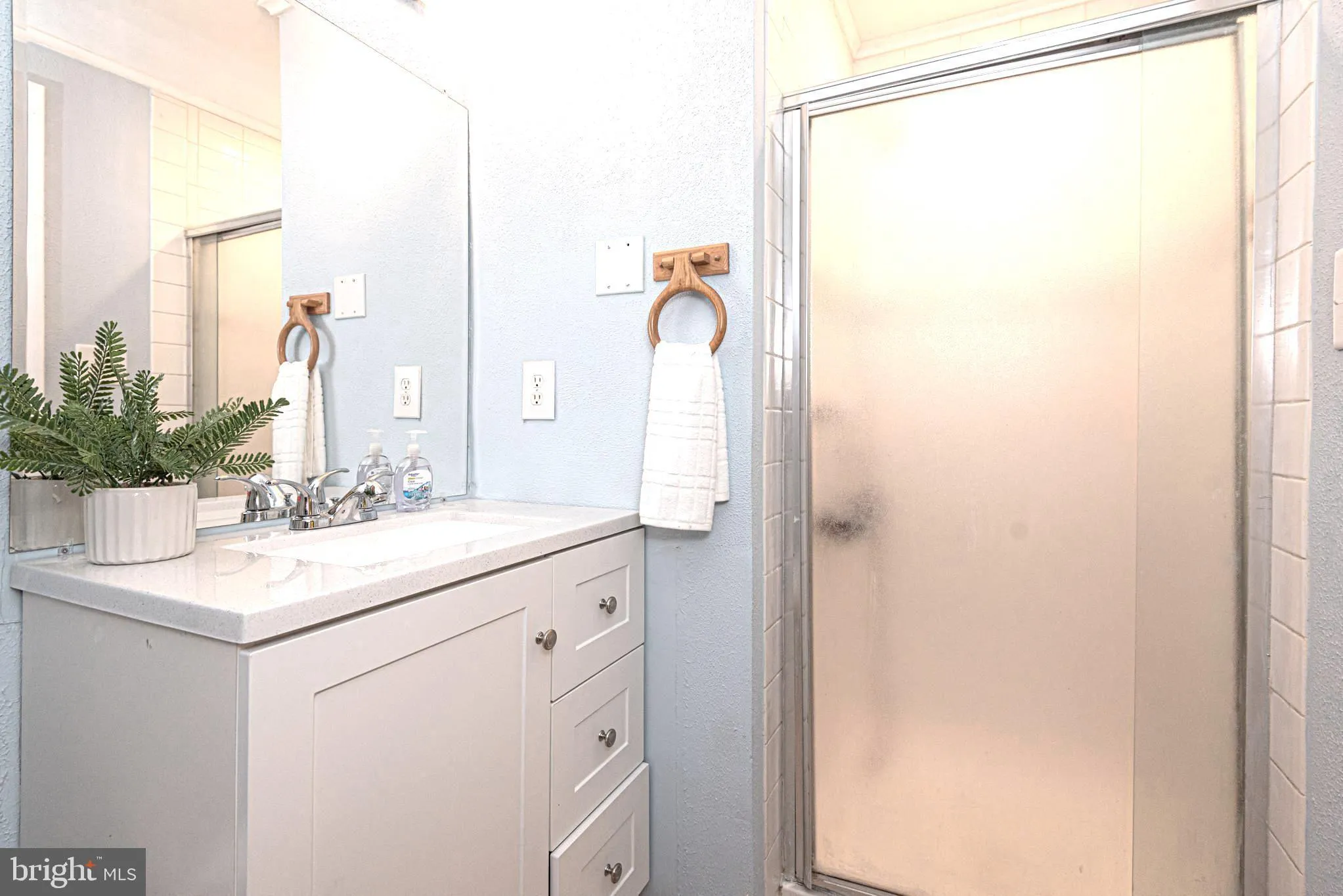 Ocean Pines, Maryland 21811, United States, 5 Bedrooms Bedrooms, ,2 BathroomsBathrooms,Residential,Coming Soon,142417