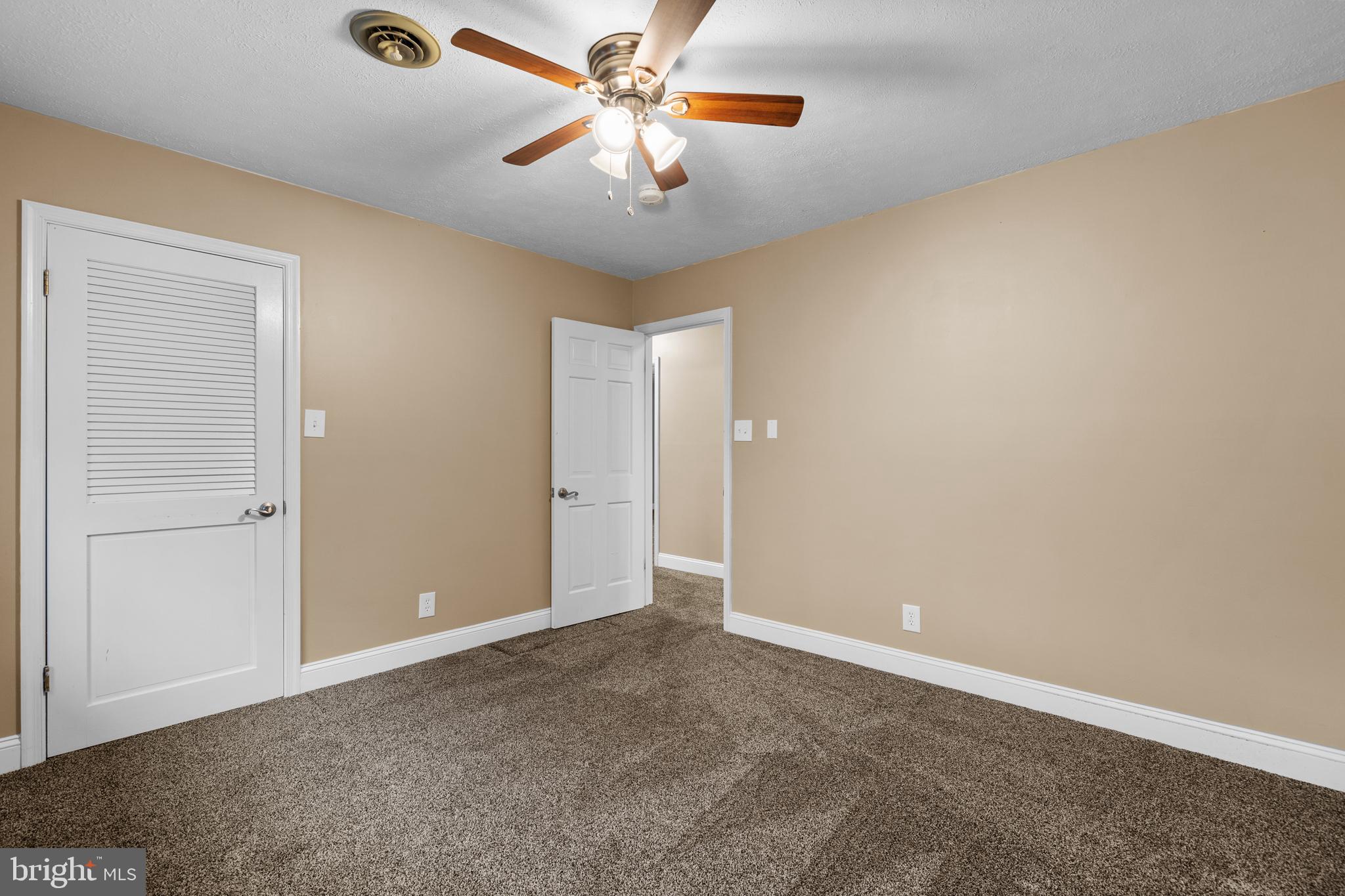 STONE FARM - Residential