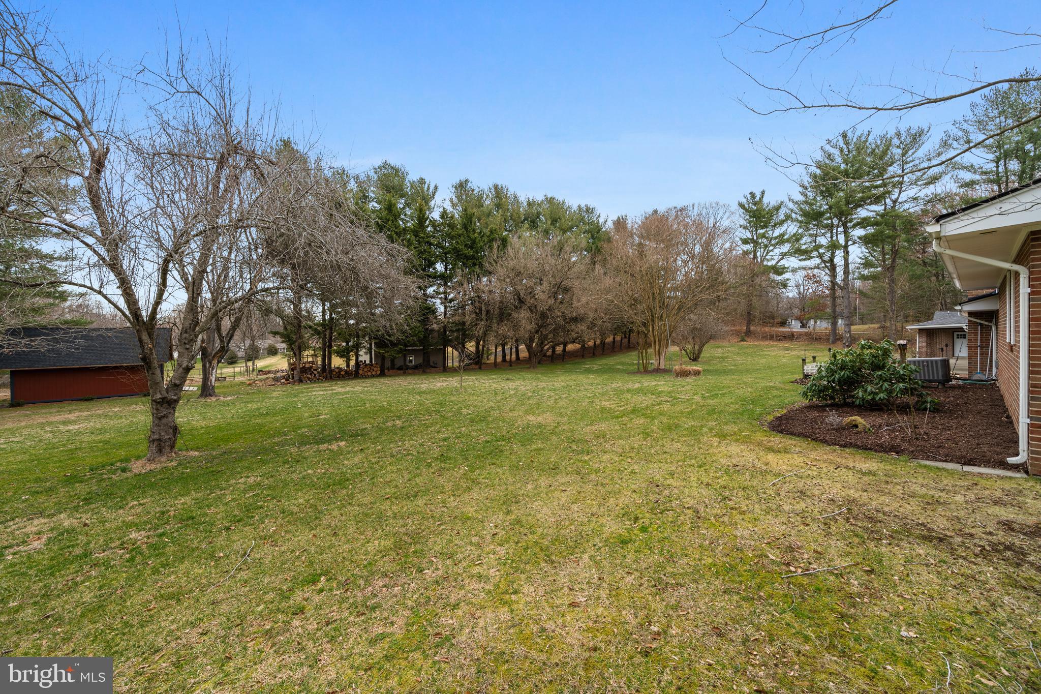 STONE FARM - Residential